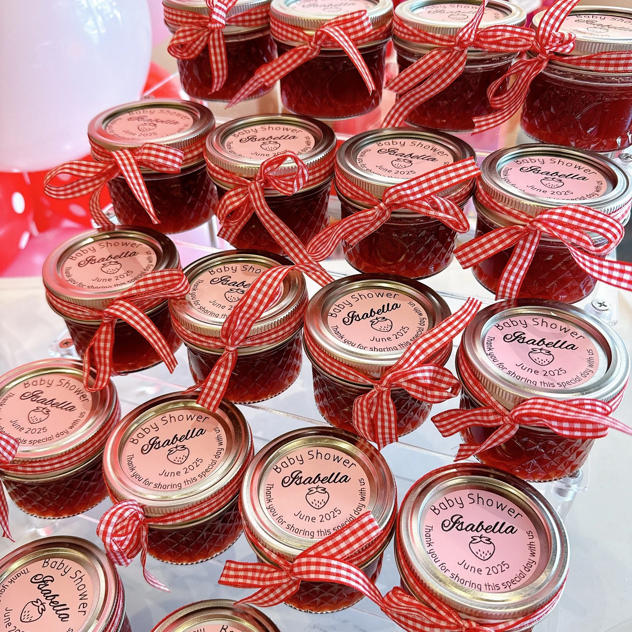 πSweet little jars for a sweet little celebration! ππ These strawberry jam minis are the perfect touch for a baby shower—sending guests home with a spoonful of sweetness to remember a beautiful day. πΌβ¨
Order yours now at www.themagicalspatu