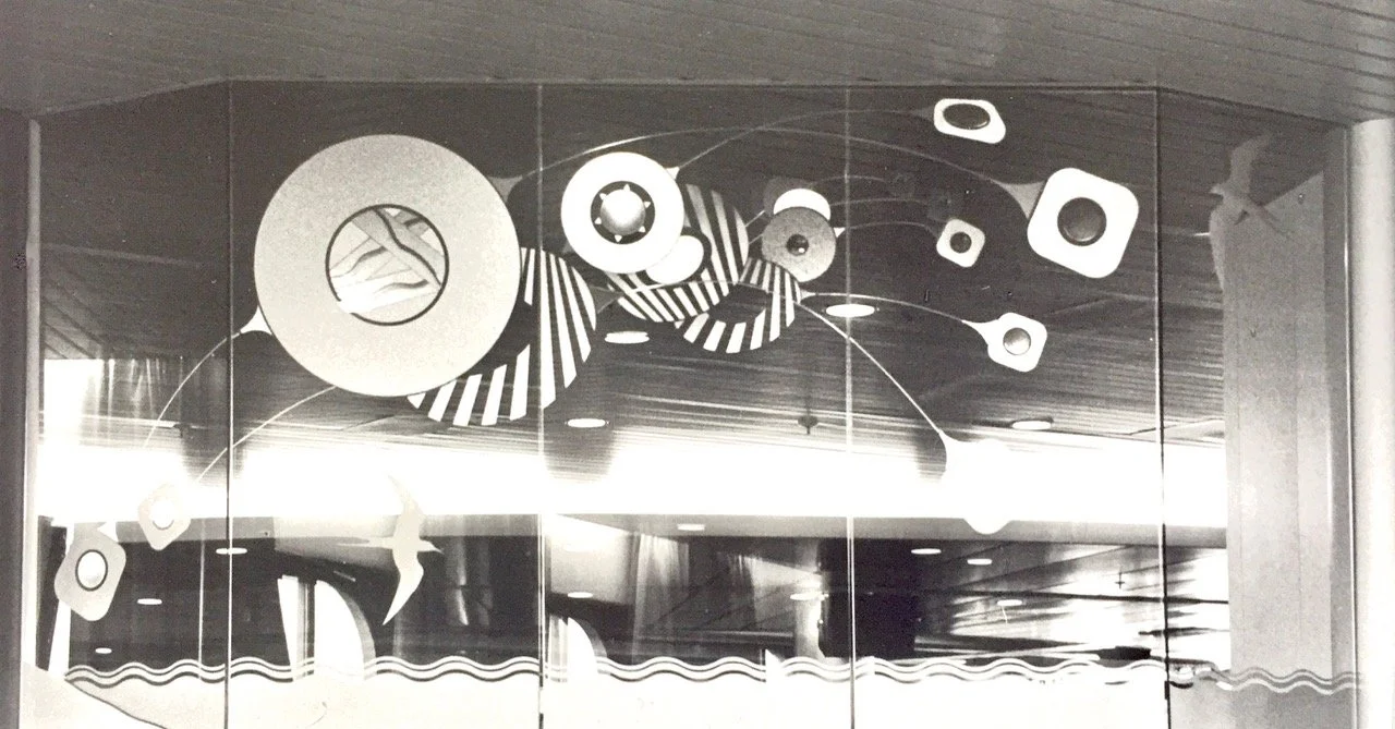 Mirrors with floating shapes in the International Lounge of P&O Royal Princess