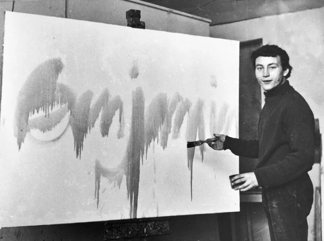 Benjamin in 1960: photos by Denis Mitchell, a sculptor, and part-time assistant to Barbara Hepworth, whose studio was in the coach house of Trewyn gardens.