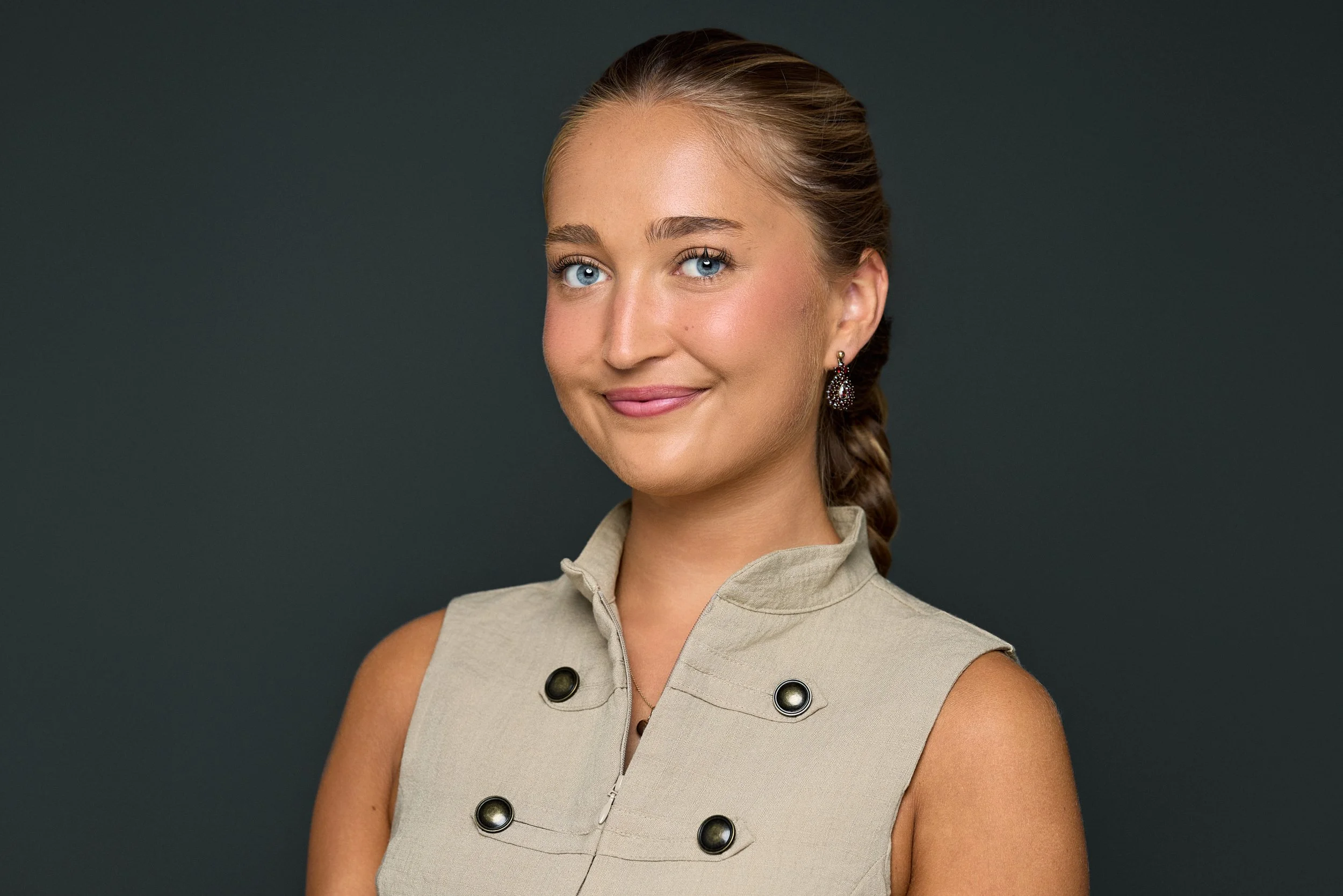 Laura_Portraet_Fotograf_Søren_Fiil_Vesterbak_Aarhus.jpg