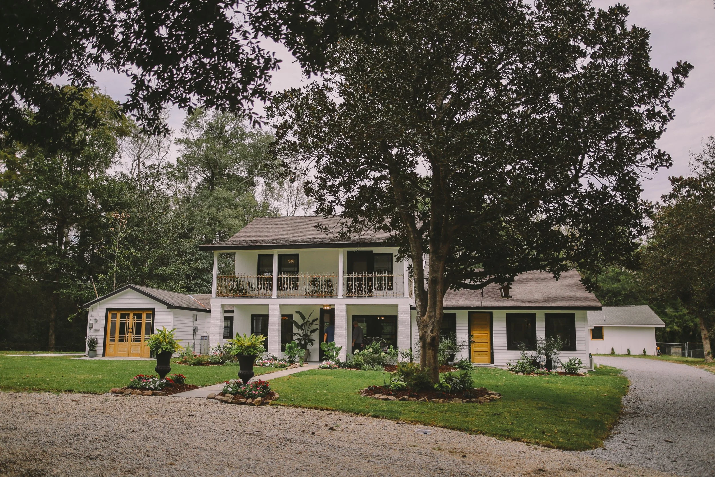 A modern farmhouse rental property and event space in Mississippi.