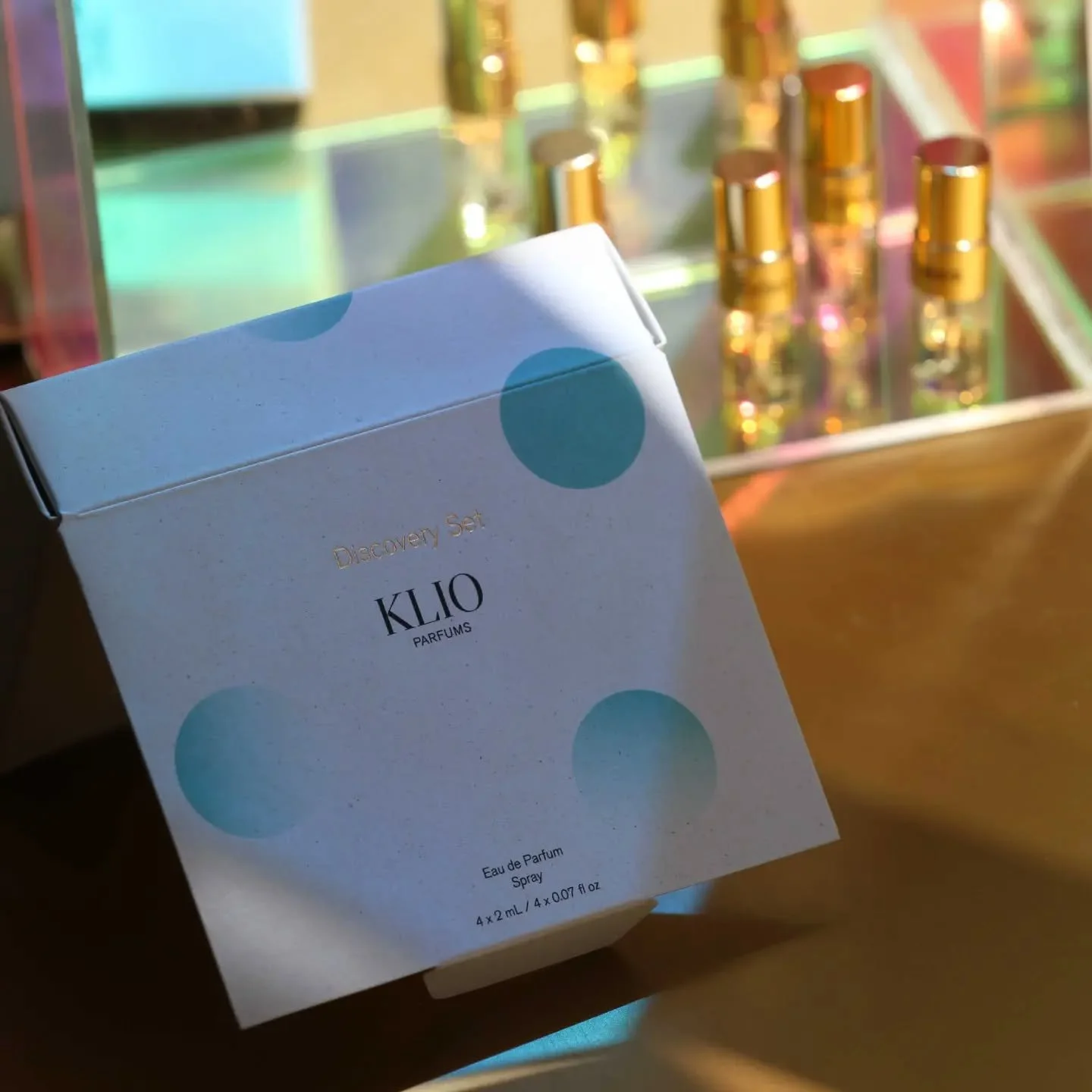 Shopping for scents online is not easy. Buy a discovery set and choose your favorite perfume at your own pace. Get a refund for the price of the set, when you buy a 50mL bottle.
Eau de Parfum

Anemos, Extasis, Poesia, Green 

4 &times; 2mL / 1,7 fl o