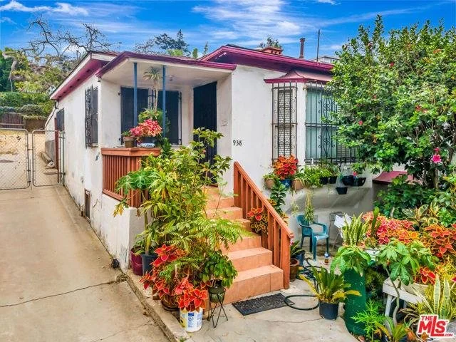 938 Hyperion Ave, Los Angeles 90029