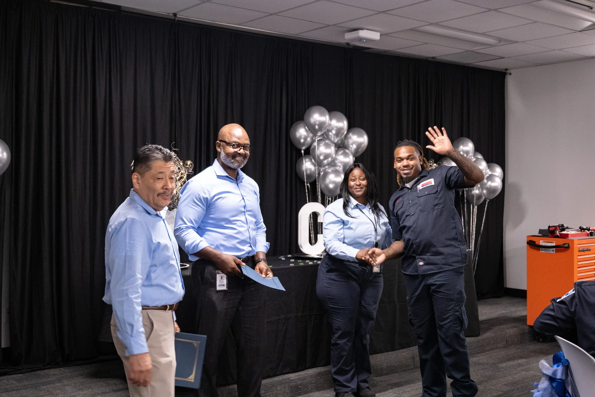 METROBusMechanic Graduation-13.jpg