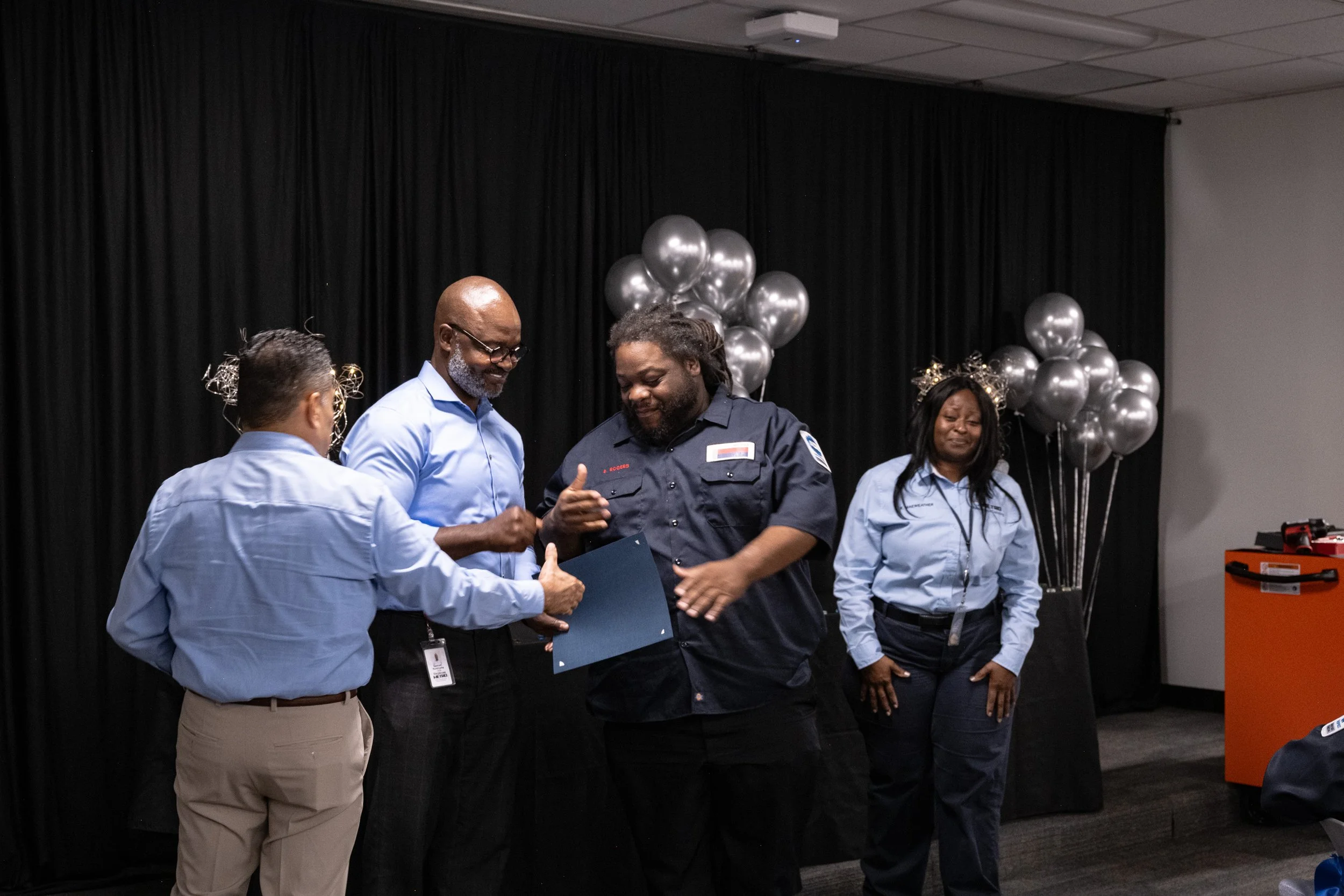 METROBusMechanic Graduation-23.jpg