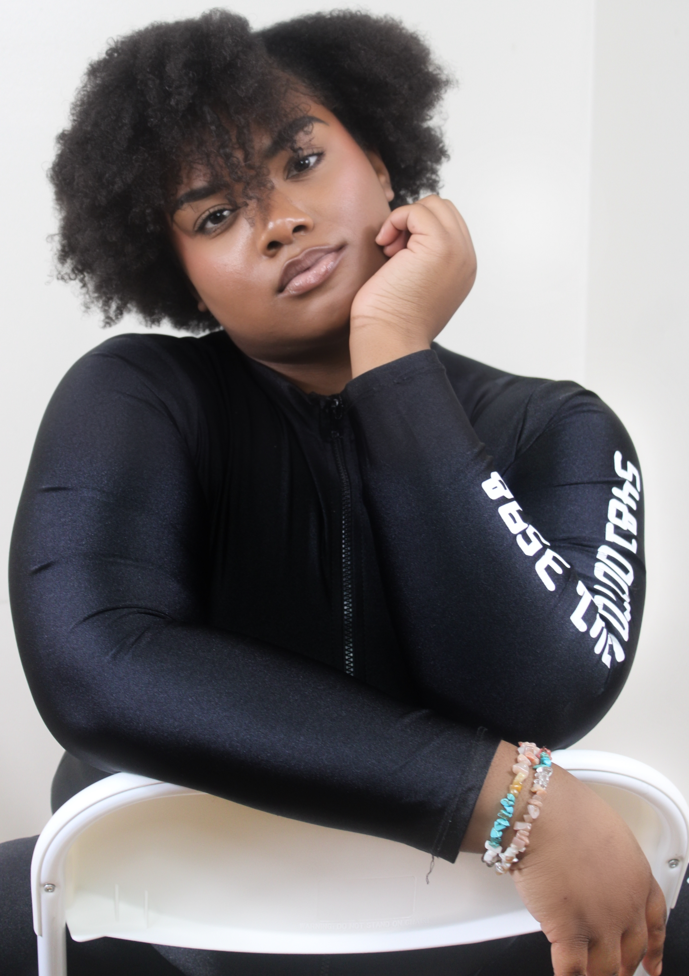 Facetune_10-01-2024-23-53-18.png