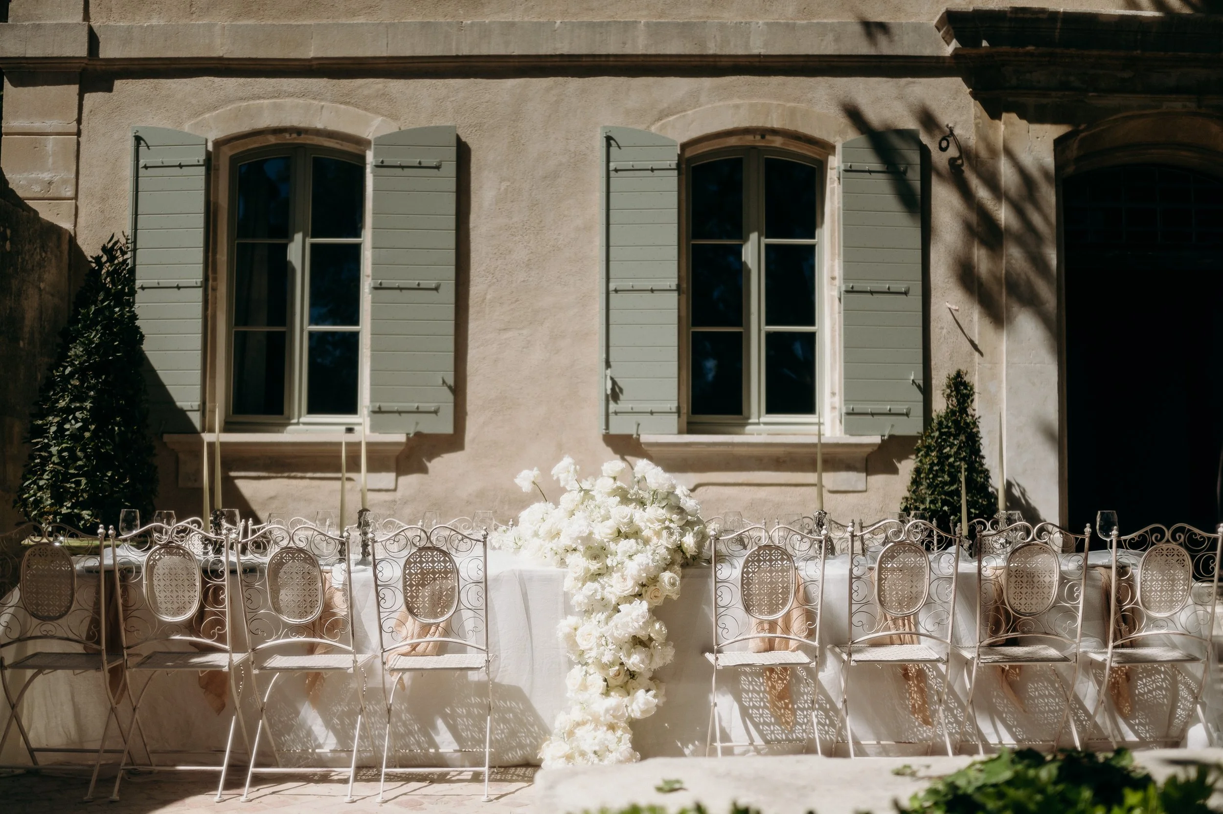 Domaine de Chalamon wedding inspiration in Provence at Fontenille Collection estate