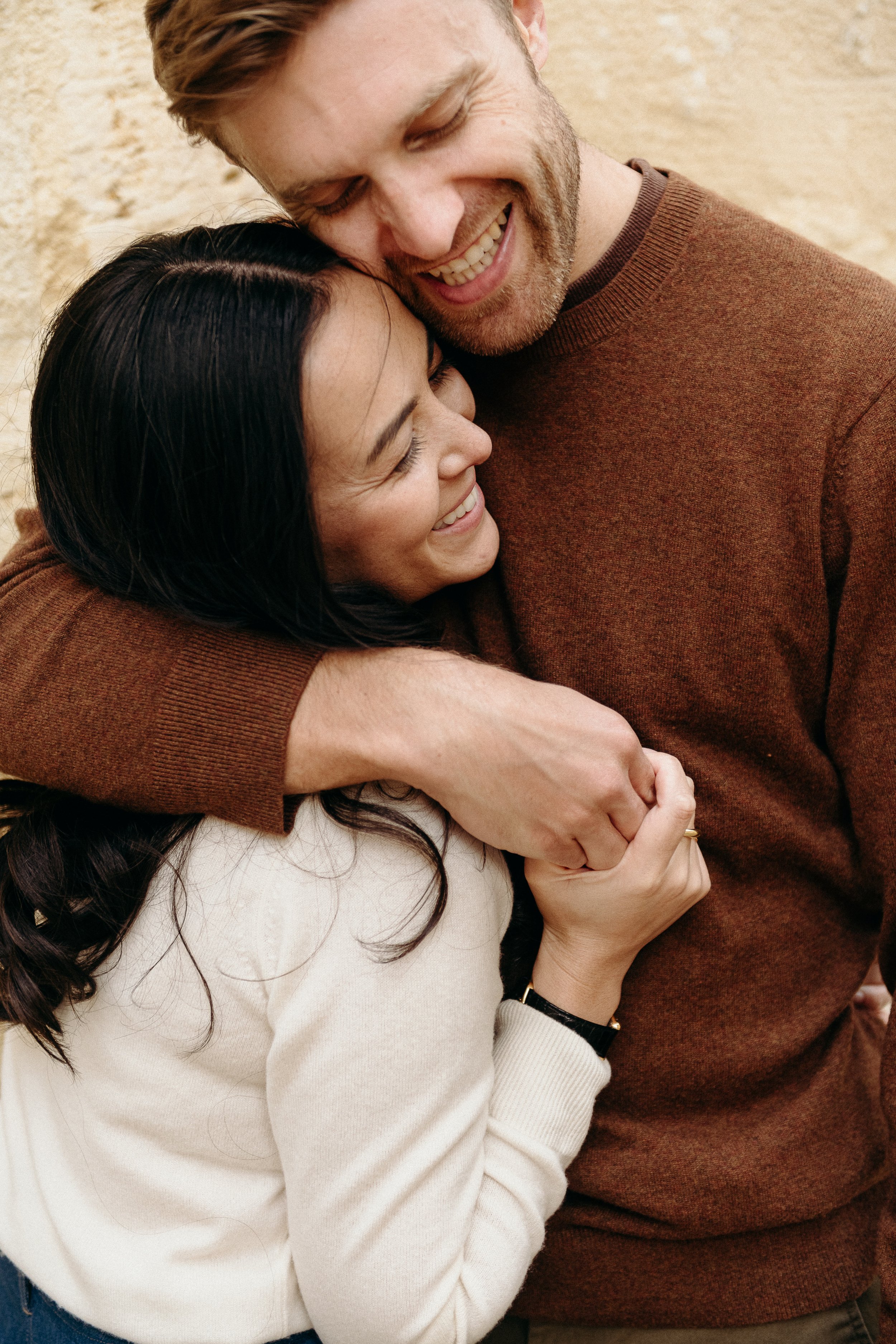 photographer-engagement-photo-session-saint-emilion-france-bordeaux-vineyards_cleyaasulon7276.jpg