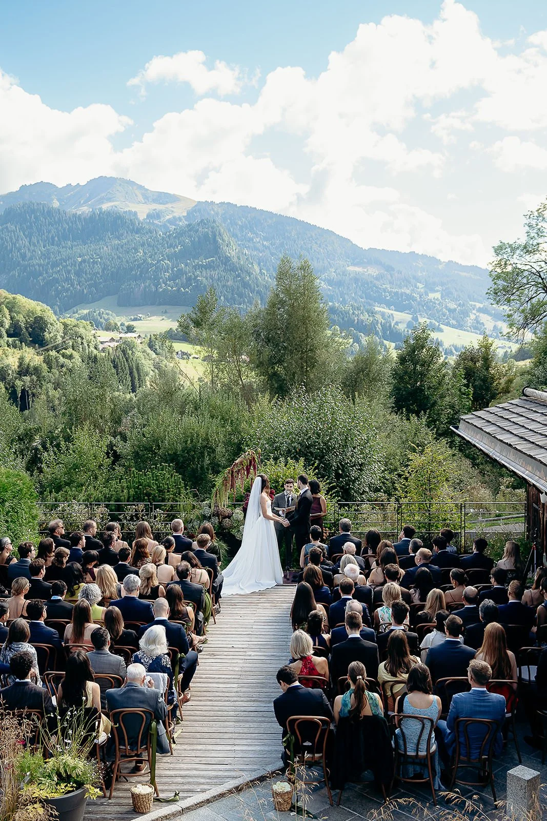 luxury-editorial-destination-wedding-photographer-hotel-alpaga-megeve-french-alps-france_cleyaasulon-01661.jpg