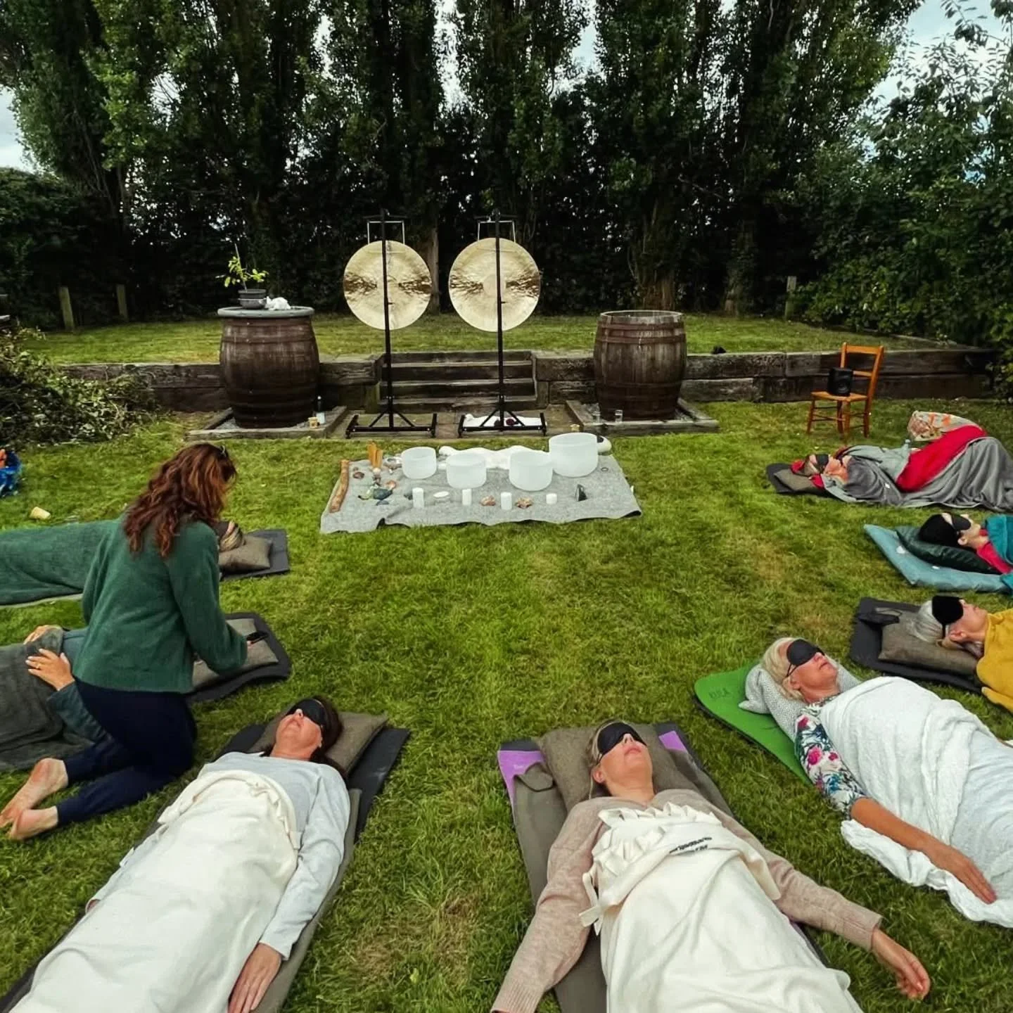 ✨ FULL MOON BREATH + SOUND IN THE GARDEN✨ 

Wednesday 10th July | Beckingham, Gainsborough
6:15pm arrival for a 6:30pm start

I&rsquo;m so looking forward to joining the wonderful @hayleyaddisoncoaching in her beautiful garden for one of our 'summer 