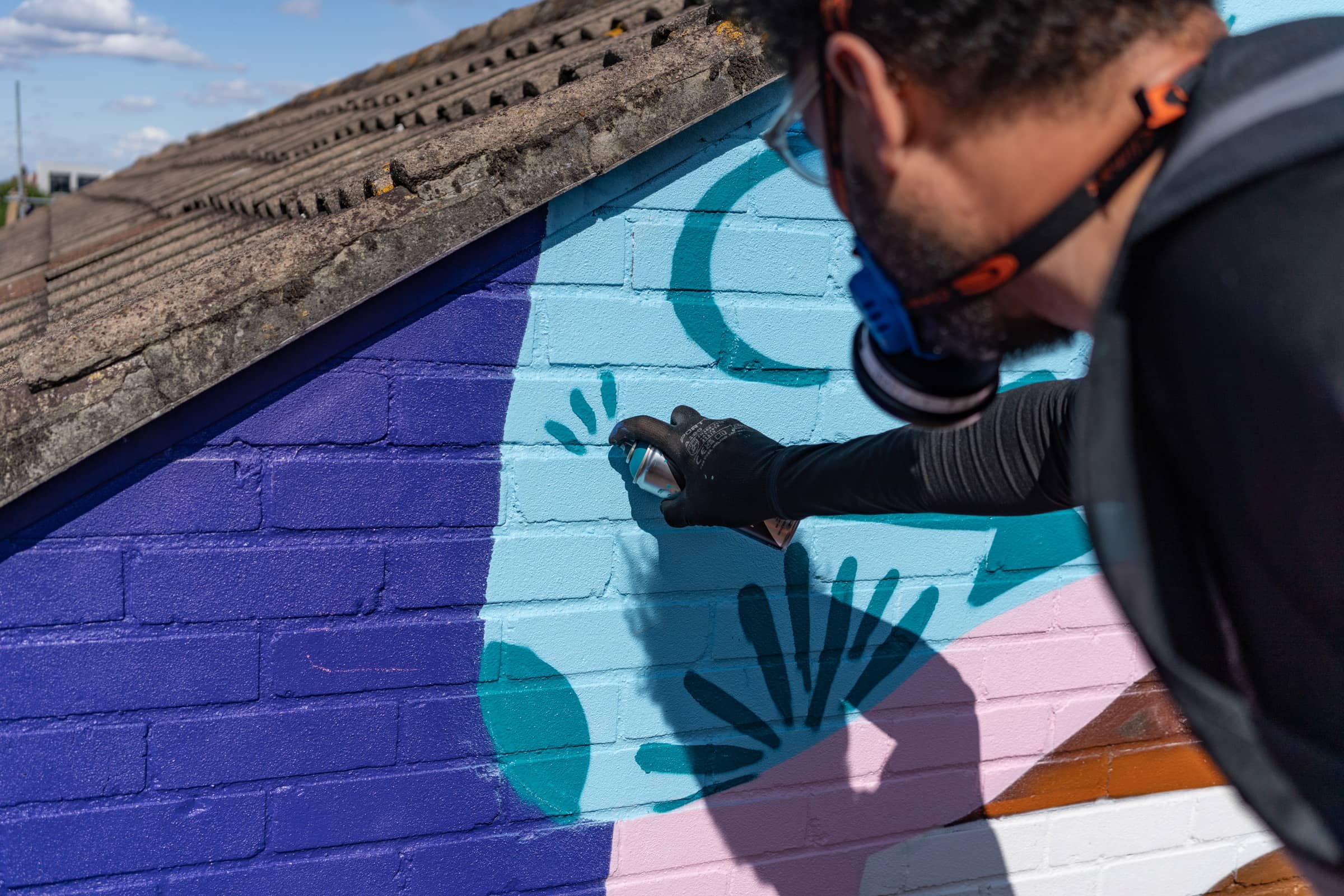 AT059_rimon-guimaraes_london-mural-festival-4.jpg