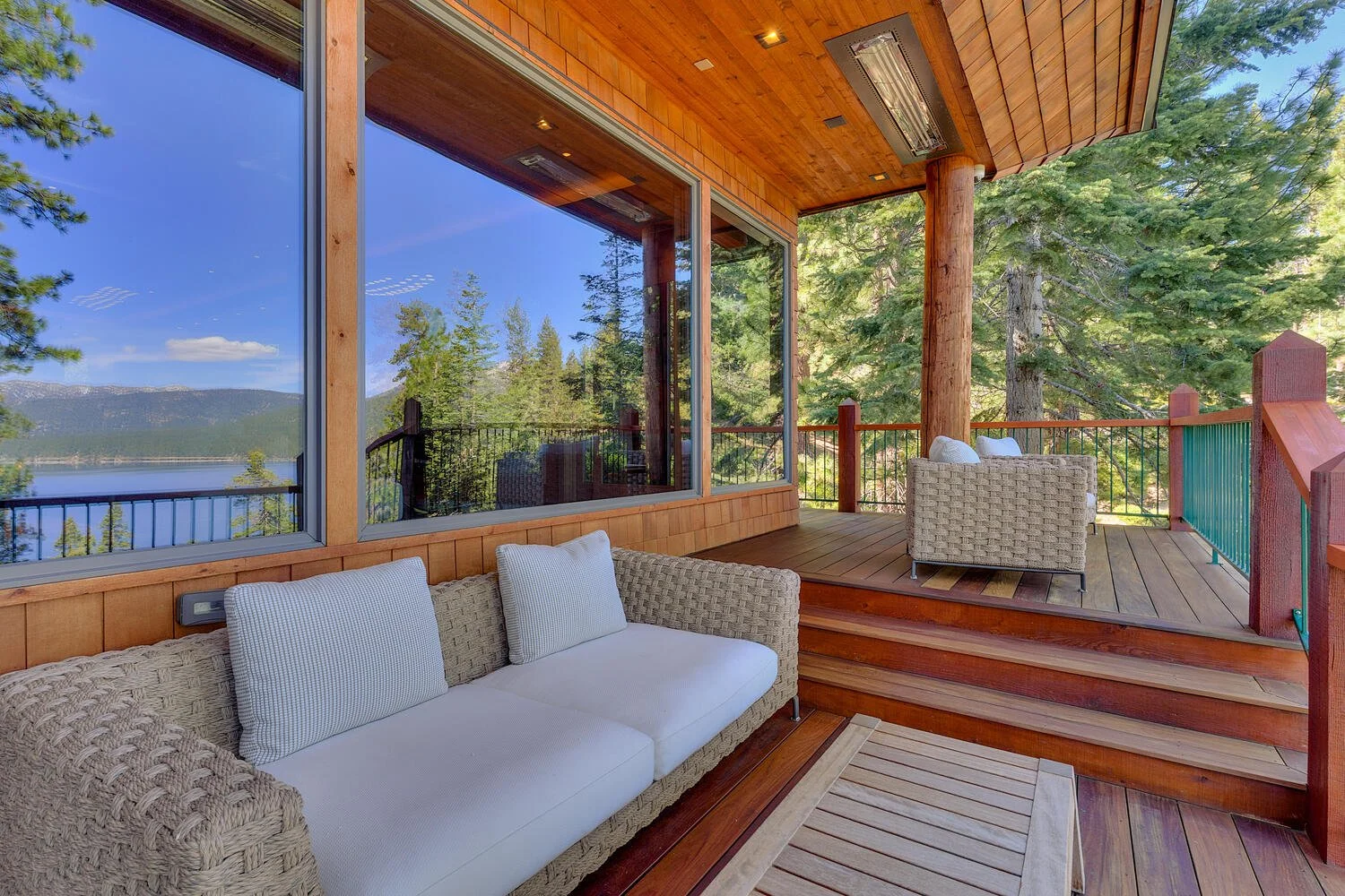 120_nv28_crystal_bay_nv_89402-large-073-062-patio-1500x1000-72dpi.jpg