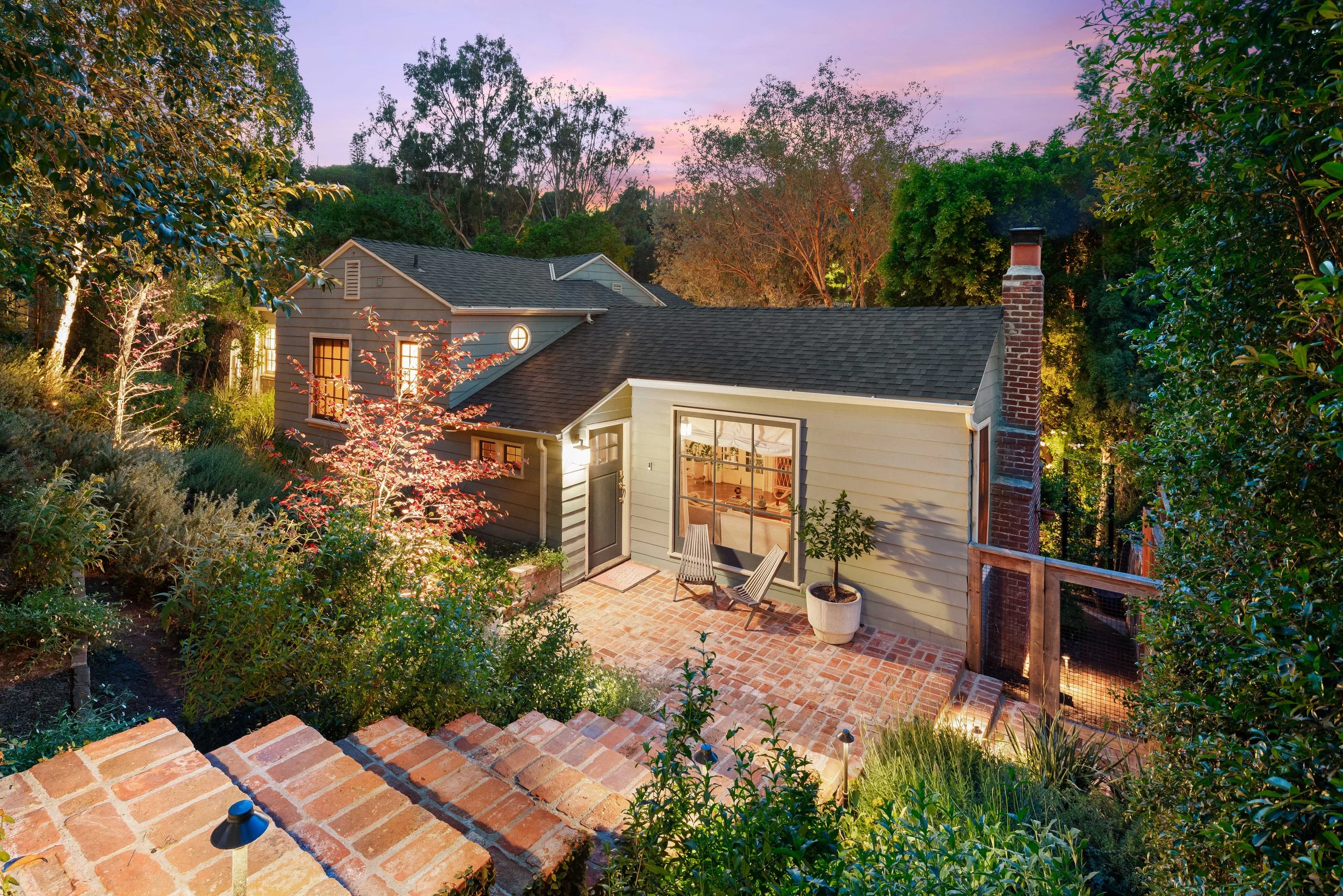 3 BEDS | 3 BATHS | 2,085 SQ. FT. $2,495,000