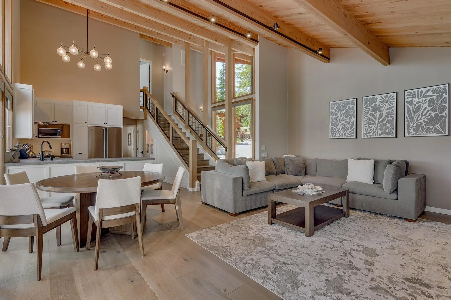 005-008-living_room-1500x1000.jpg