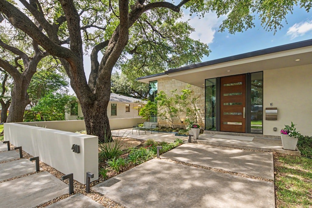 4011_Highgrove_Drive-Dallas-TX-011223-082891-sRGB-02.jpg