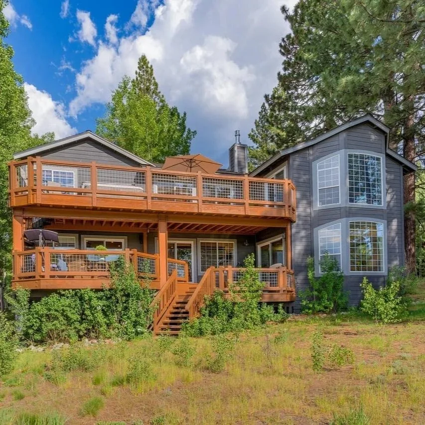 6 BEDS | 6 BATHS | 4,490 SQ. FT. $2,595,000