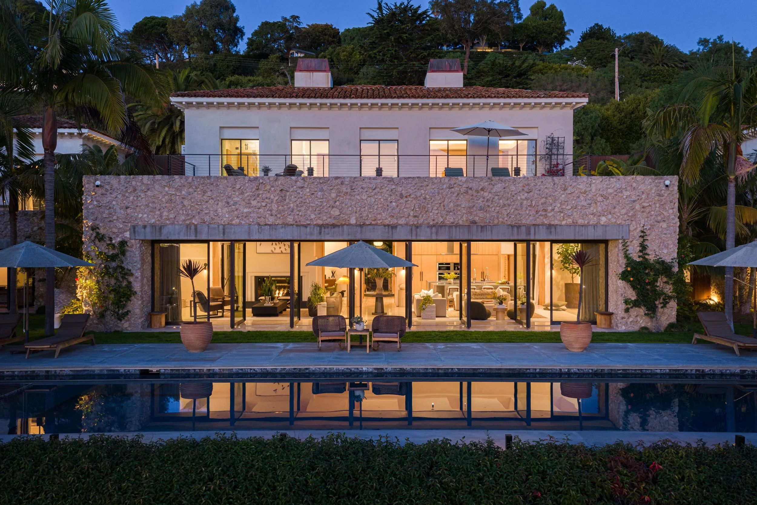 6 BEDS | 8 BATHS | 12,645 SQ. FT. | $19,750,000