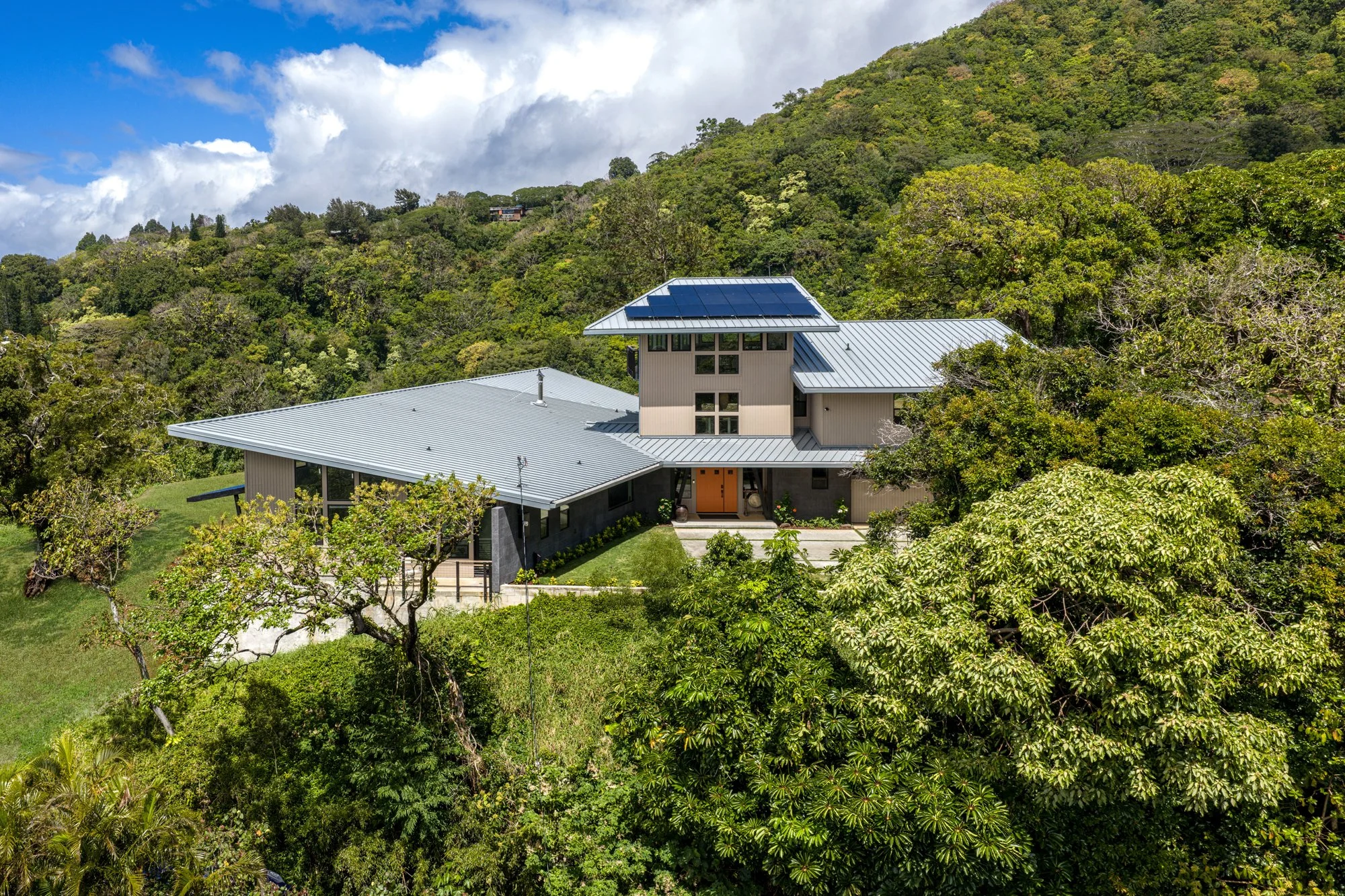 3 BEDS | 3.5 BATHS | 2,798 SQ. FT. | $3,900,000
