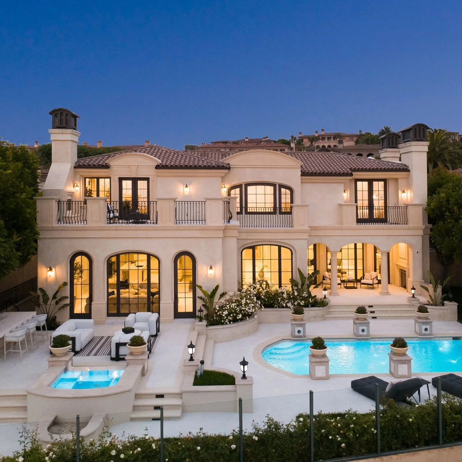 6 BEDS | 8 BATHS | 8,367 SQ. FT. $27,660,000