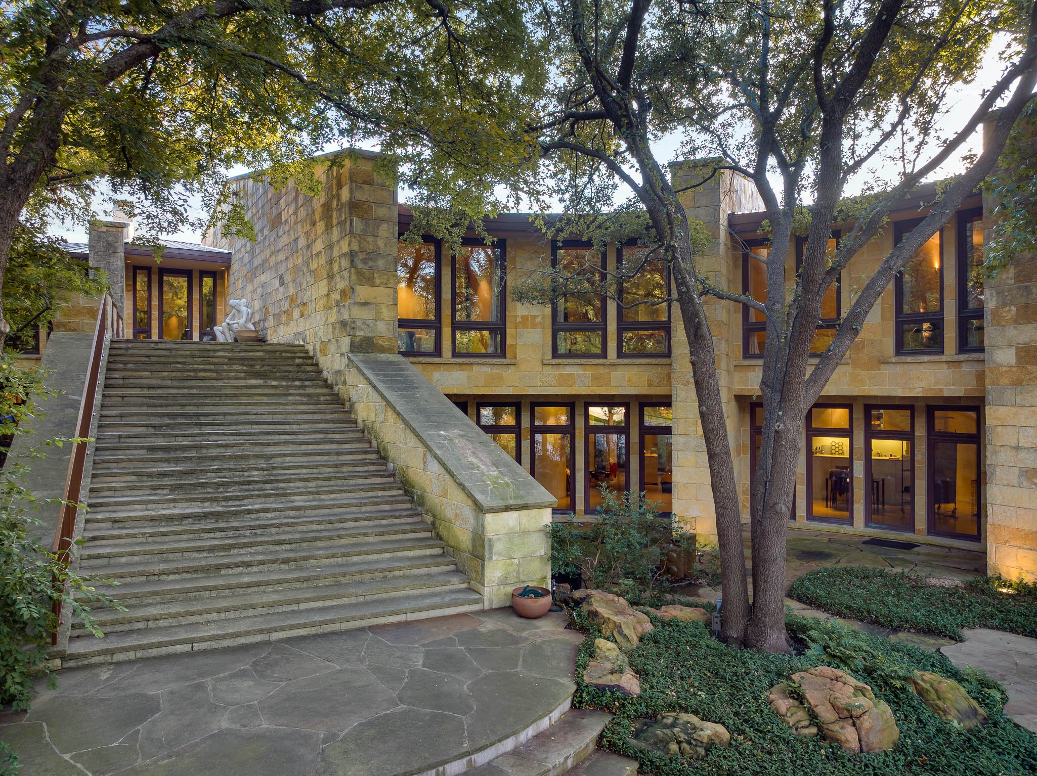 ja2photo-5110_park_exteriors-002.jpg