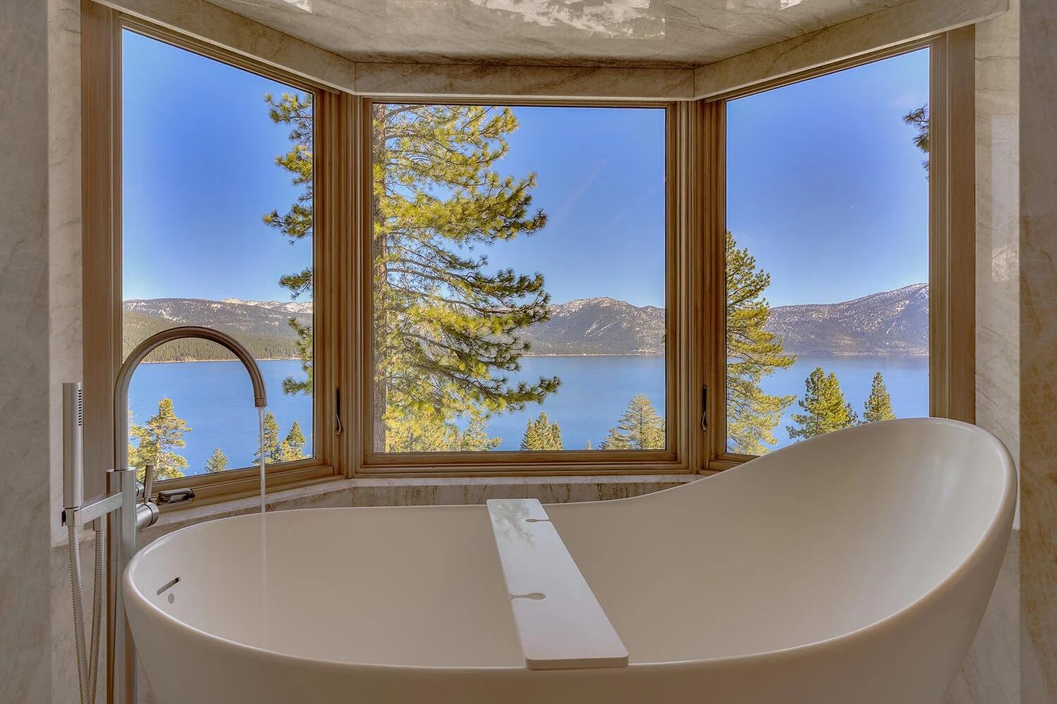120_nv28_crystal_bay_nv_89402-large-032-027-primary_bathroom-1500x1000-72dpi.jpg