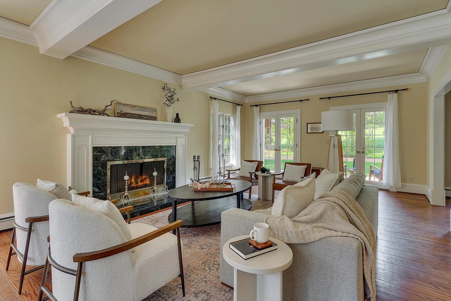 008-029-living_room-1500x1000.jpg