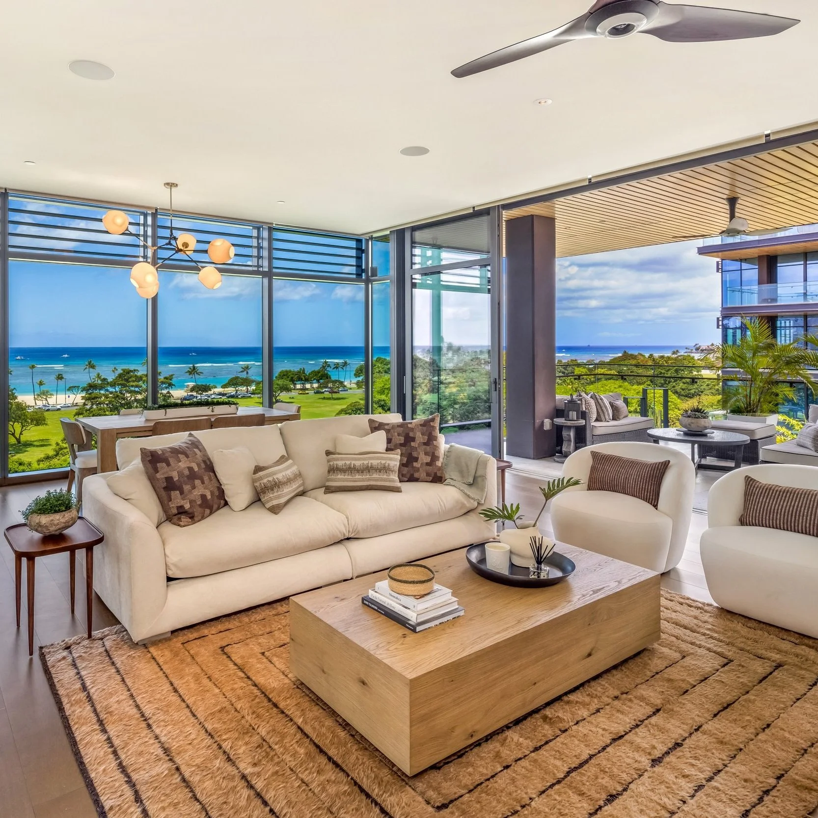 3 BEDS | 3.5 BATHS | 2,444 SQ. FT.