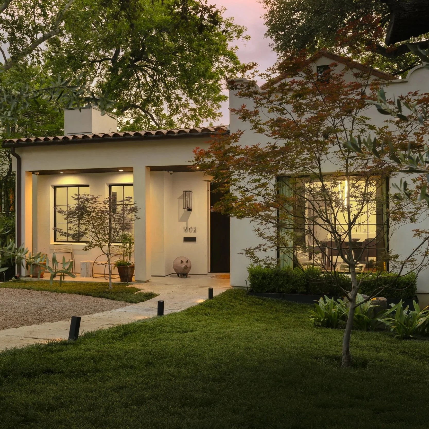 4 BEDS | 4.5 BATHS | 3,680 SQ. FT. PRICE UPON REQUEST