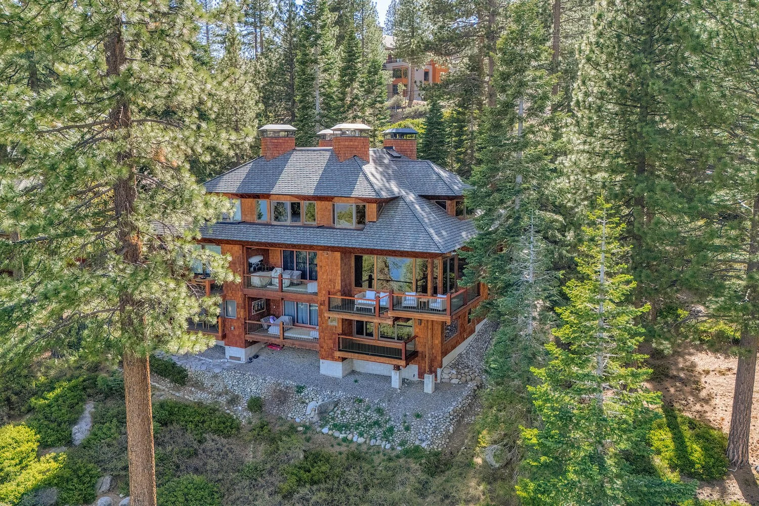 120_nv28_crystal_bay_nv_89402-large-076-081-back_exterior_drone-1500x1000-72dpi.jpg