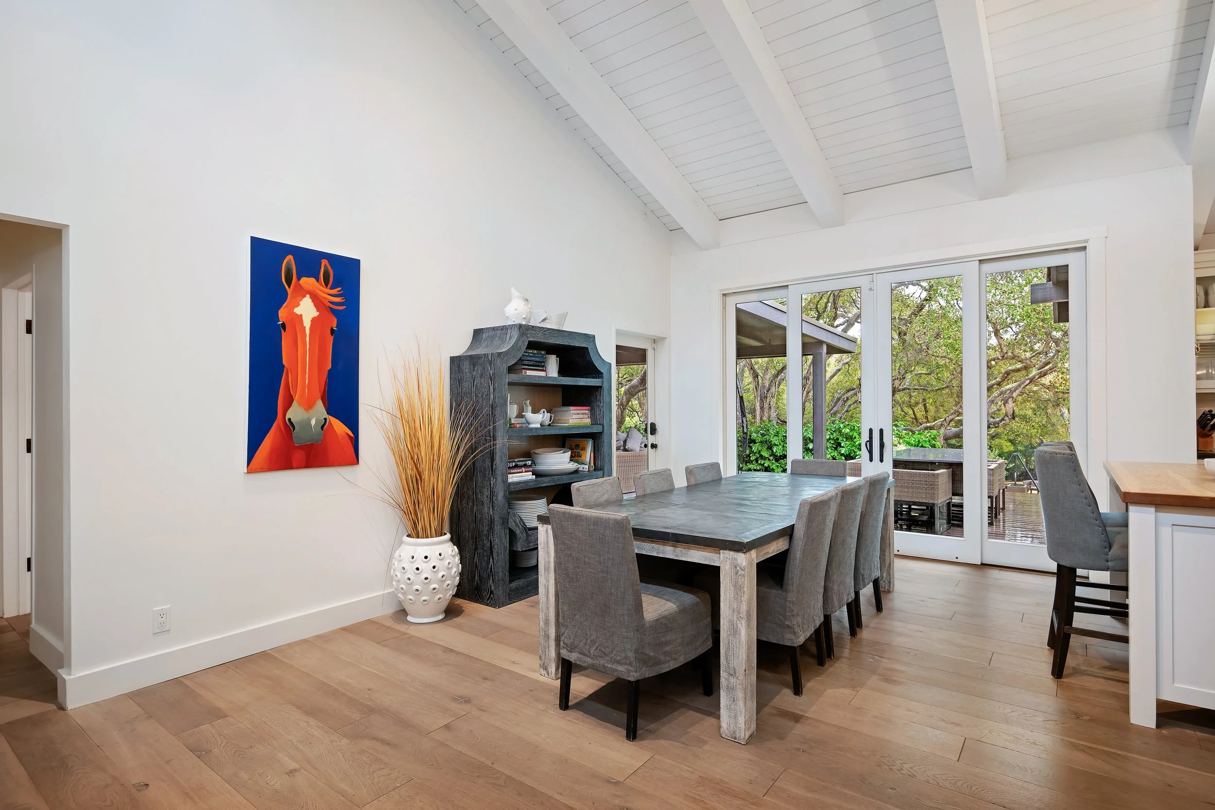 09 - Dining - Kitchen.jpg