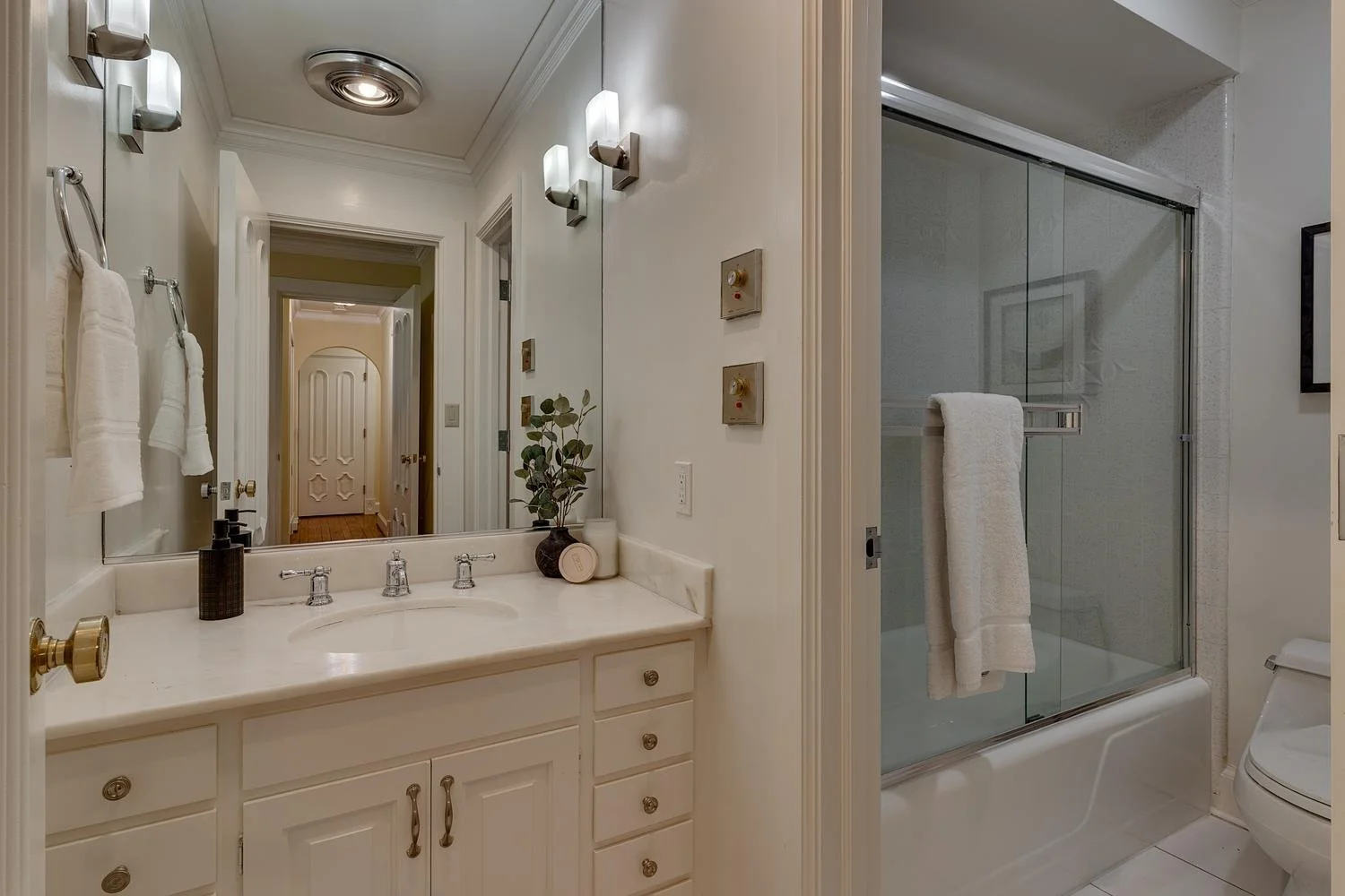 031-014-bathroom-1500x1000.jpg