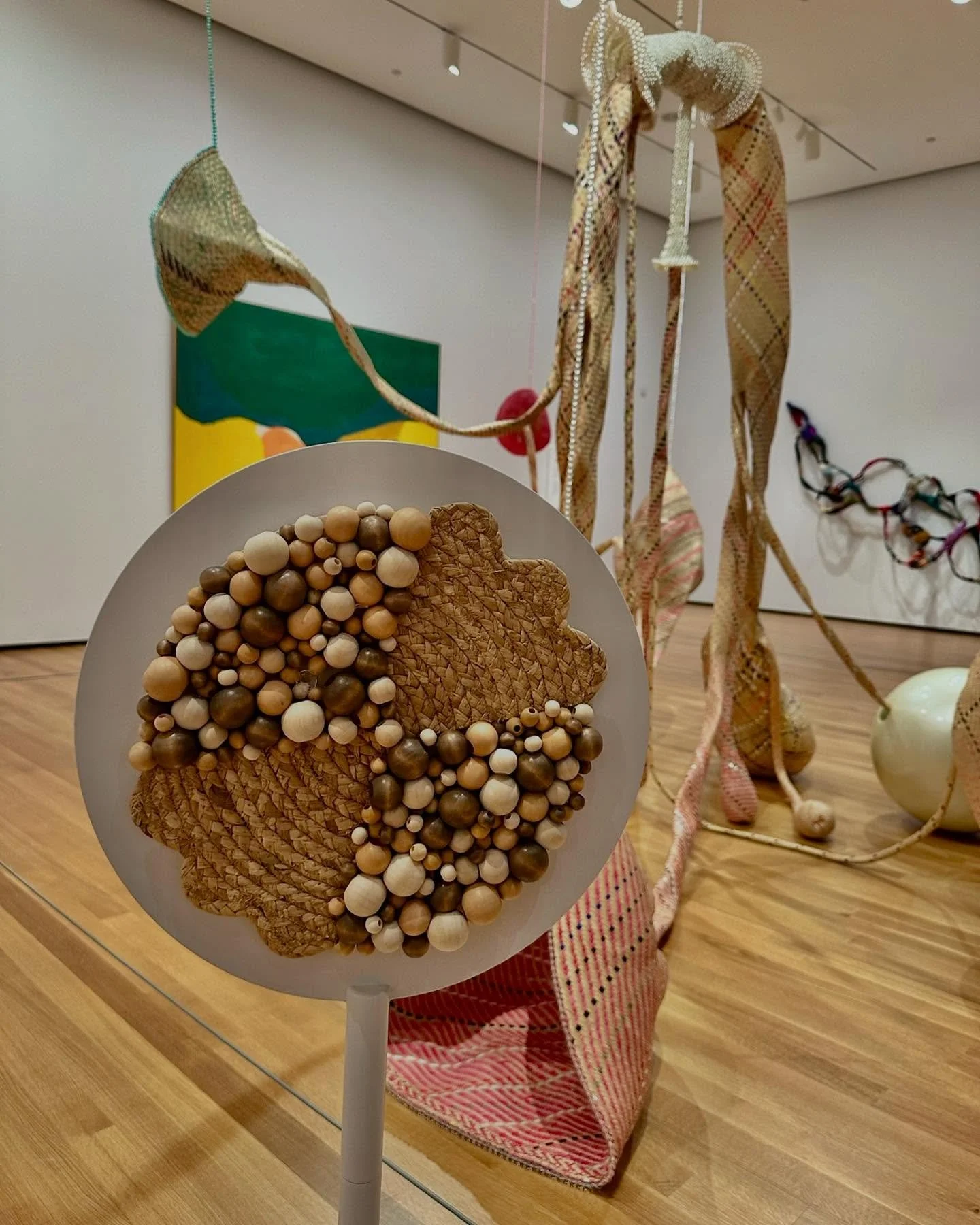 We had the absolute pleasure of creating a sensory scavenger hunt for the @akronartmuseum called Summer Touch Points. 🫆

We made tactile displays (meant to be touched!) mimicking the texture of 5 featured pieces of art throughout the museum. We also