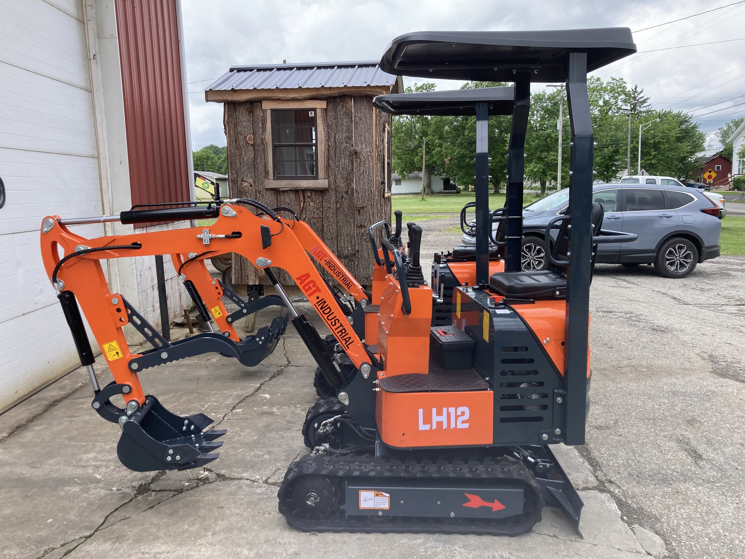 AGT mini excavators