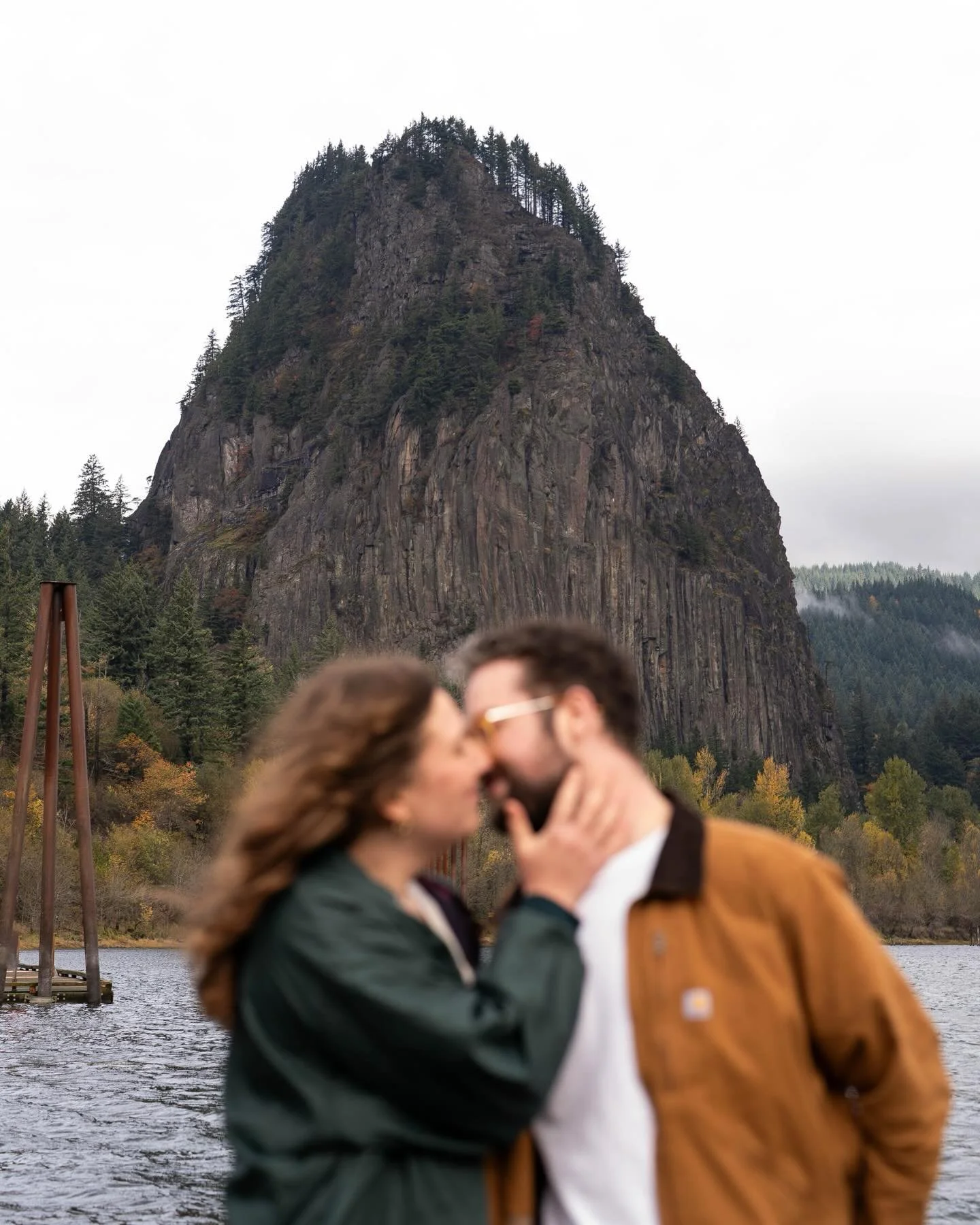 Naomi + Josiah ✨Some moments don&rsquo;t need direction. There&rsquo;s something so beautiful about a couple embracing the Pacific Northwest together.