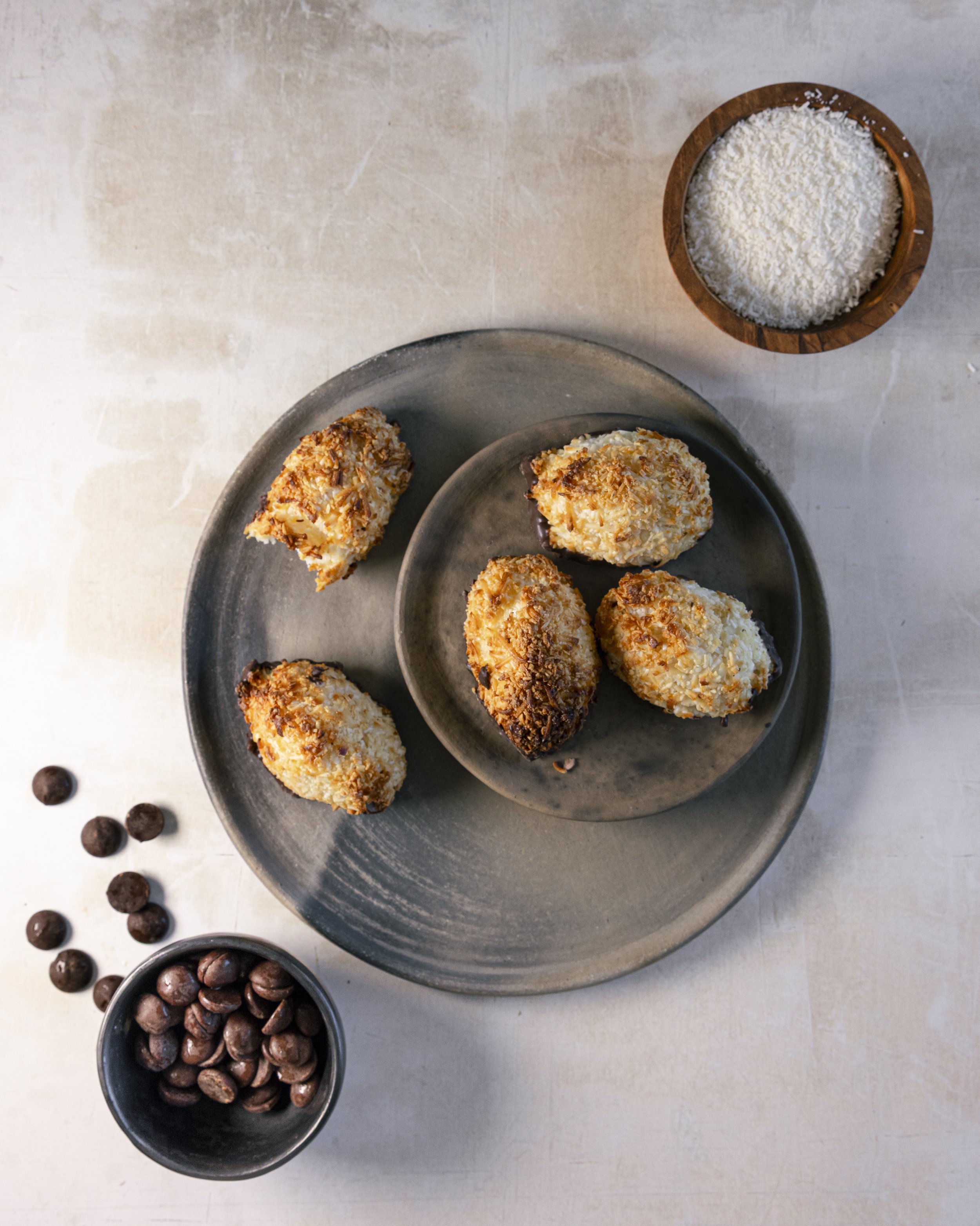 Chocolate dipped macaroons 12 per box