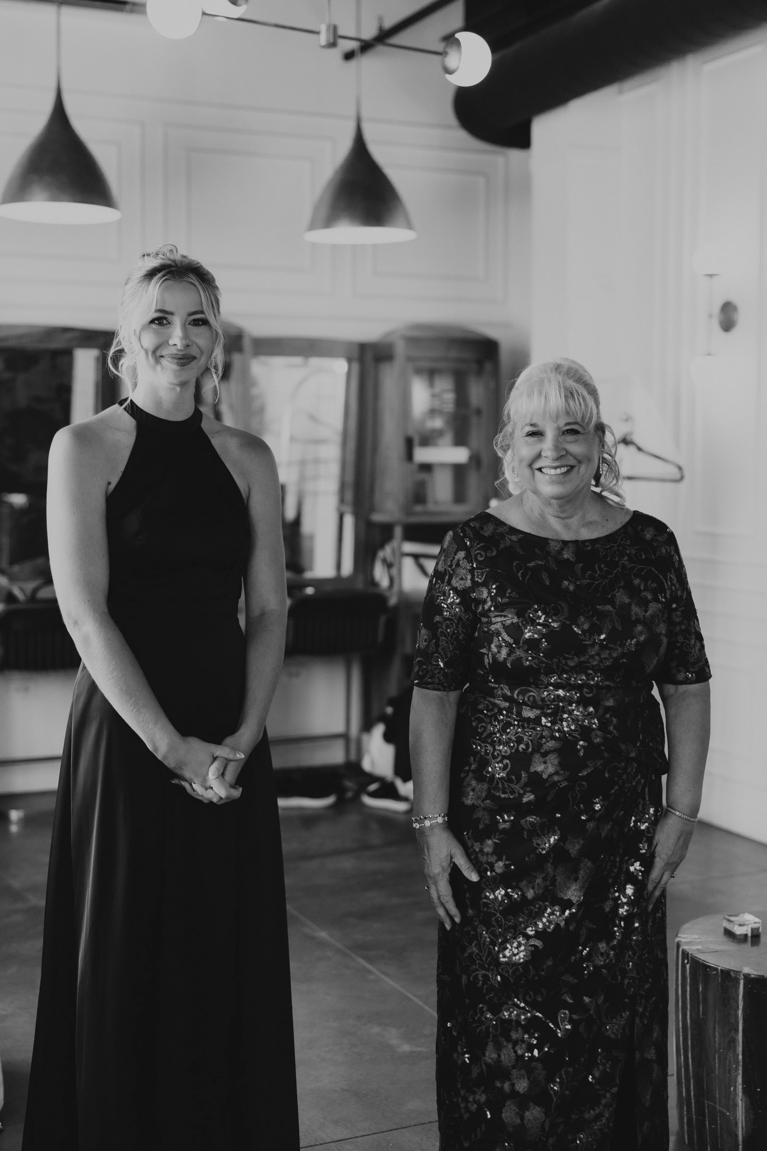 E & B getting ready moments-4390-2.jpg