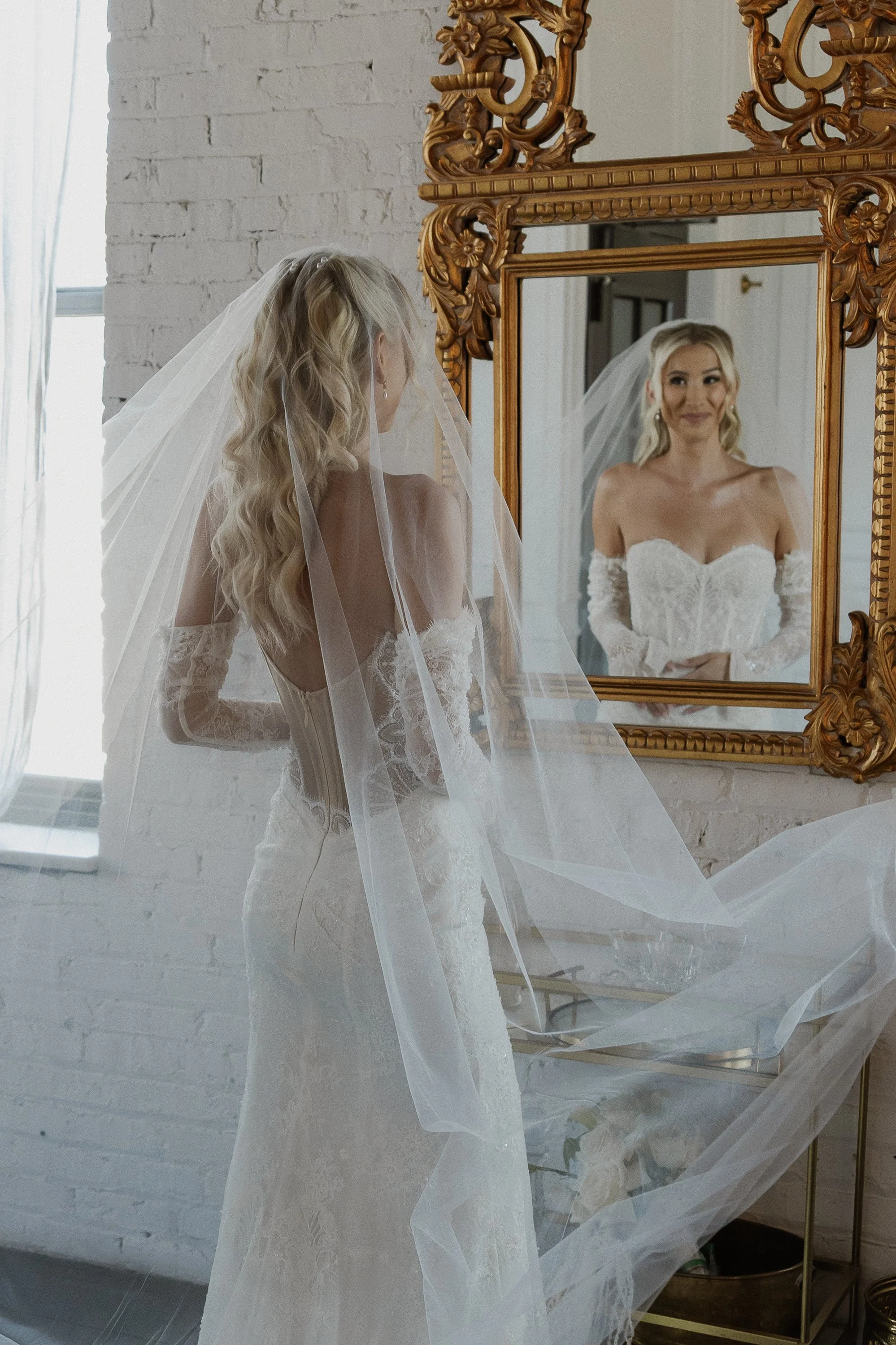 E & B getting ready moments-4457.jpg