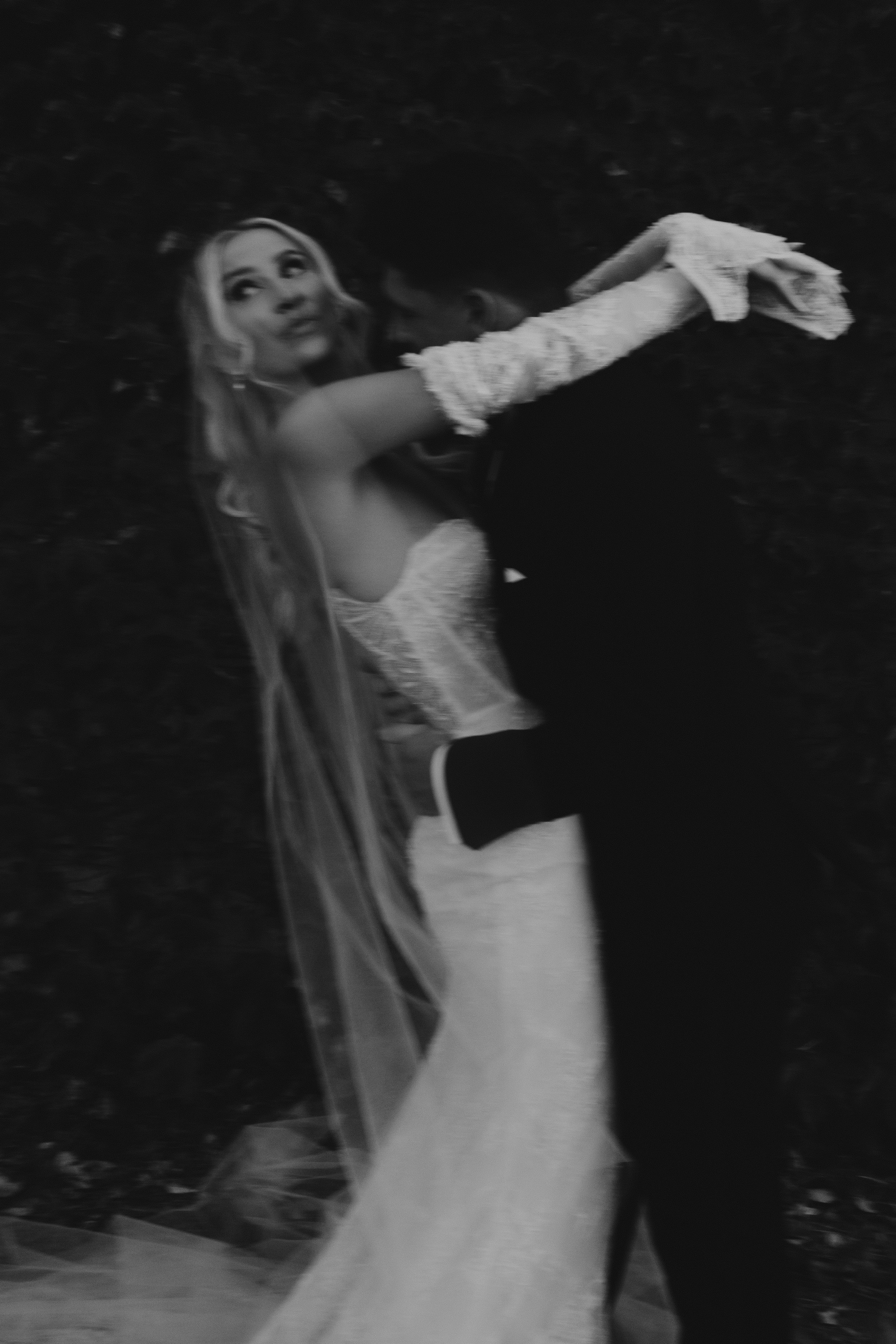 E & B bride & groom-6219-2.jpg