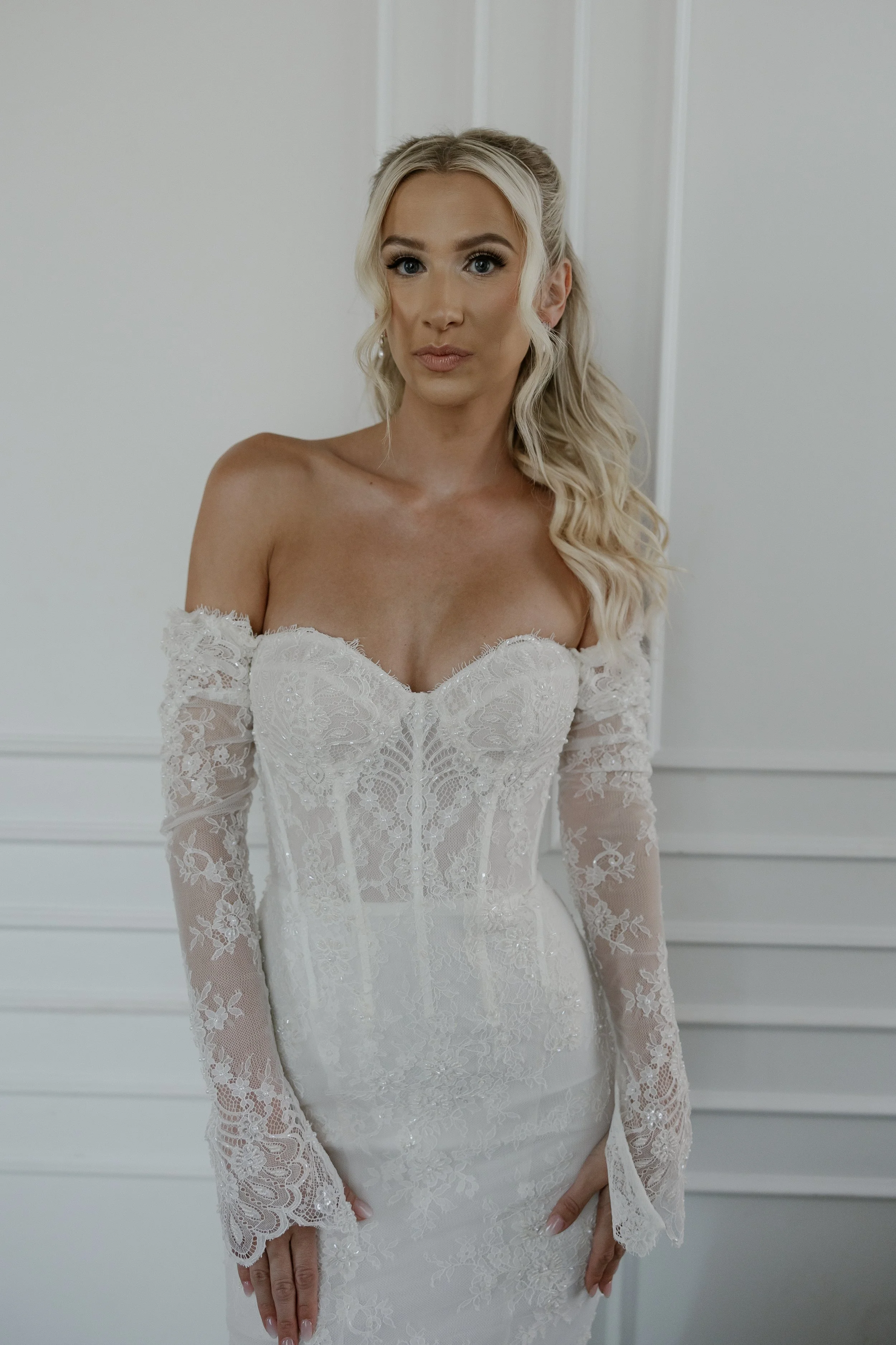 E & B getting ready moments-4382.jpg