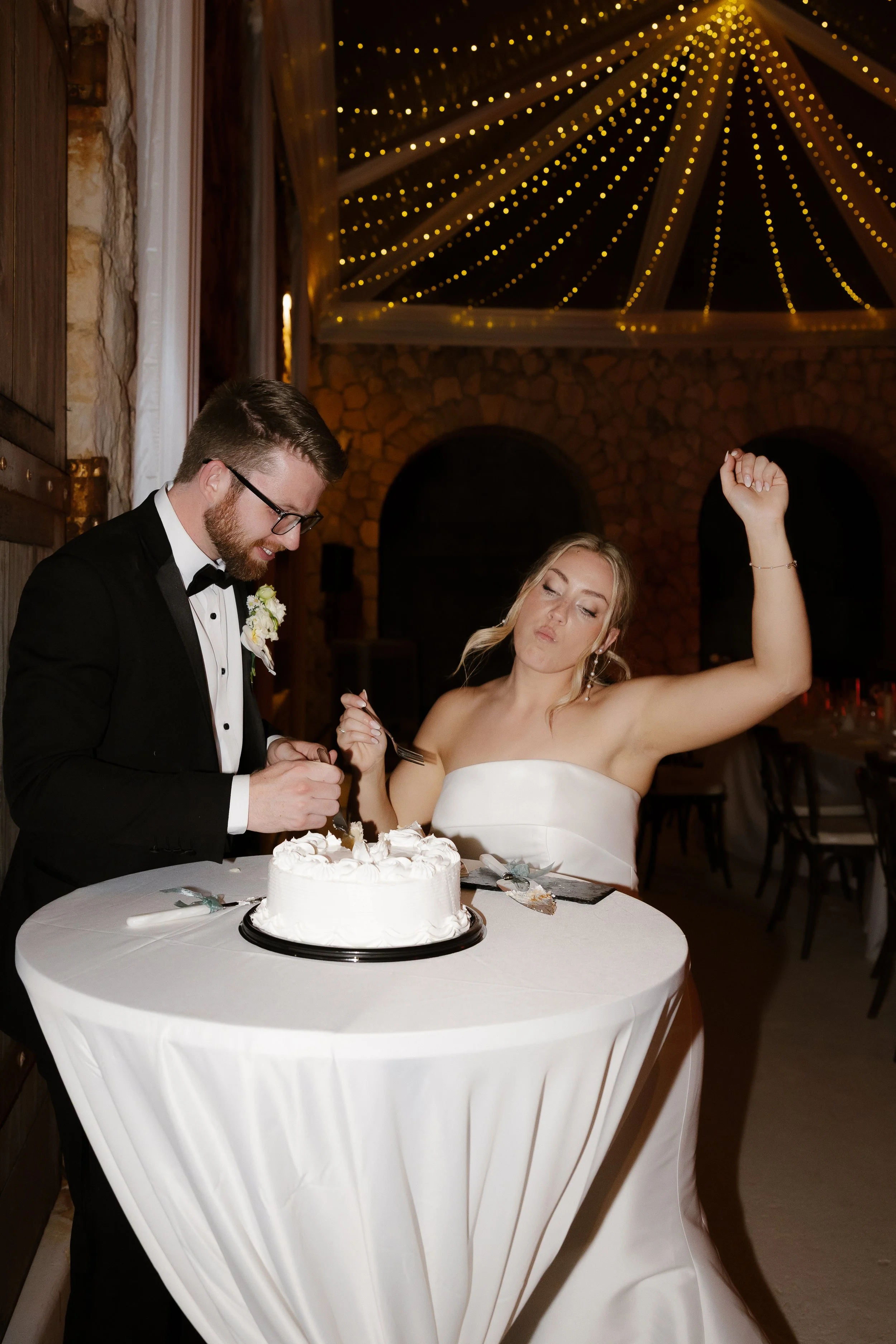 Sydney & Zach Wedding Week-4146.jpg