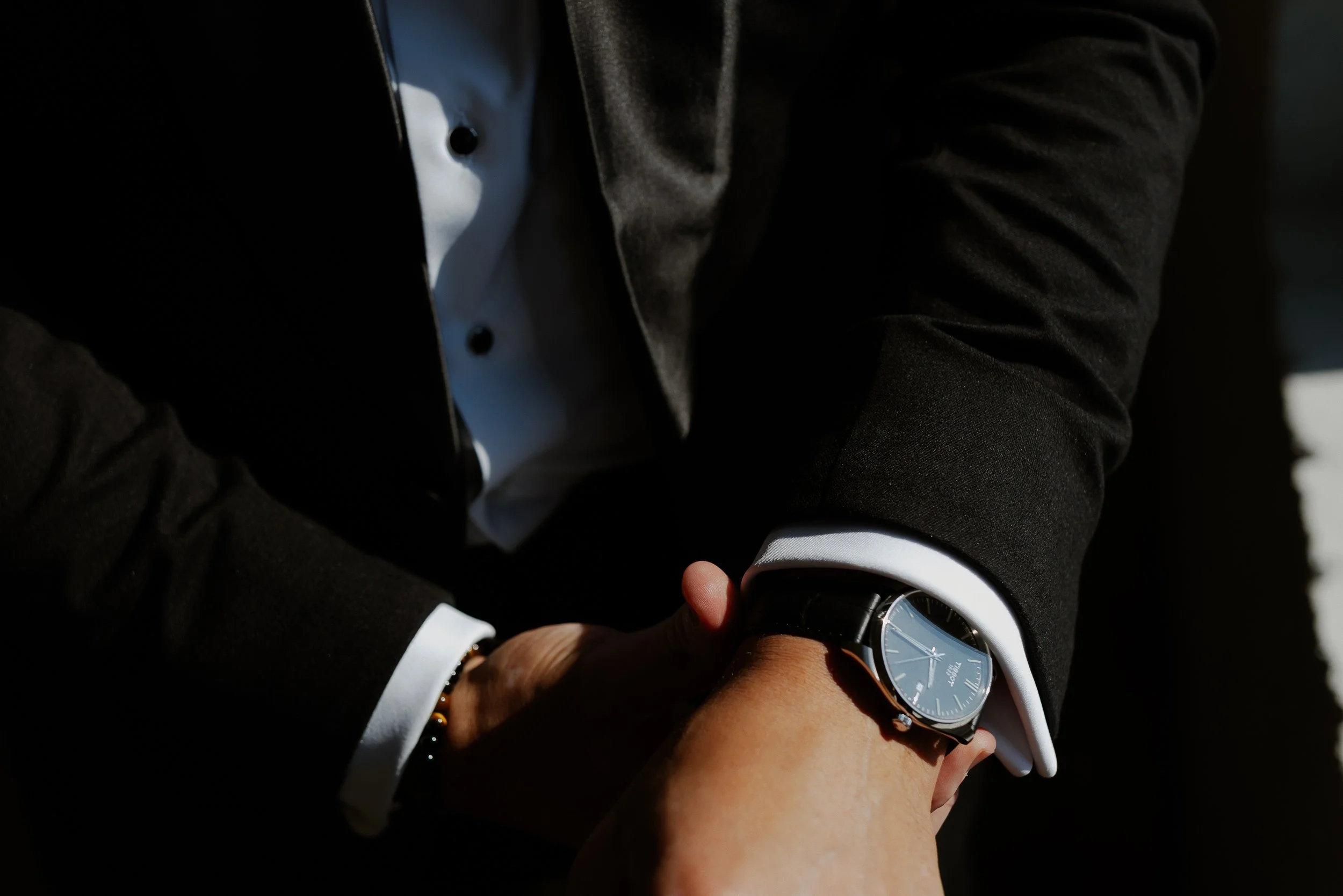 E & B getting ready moments-7945.jpg