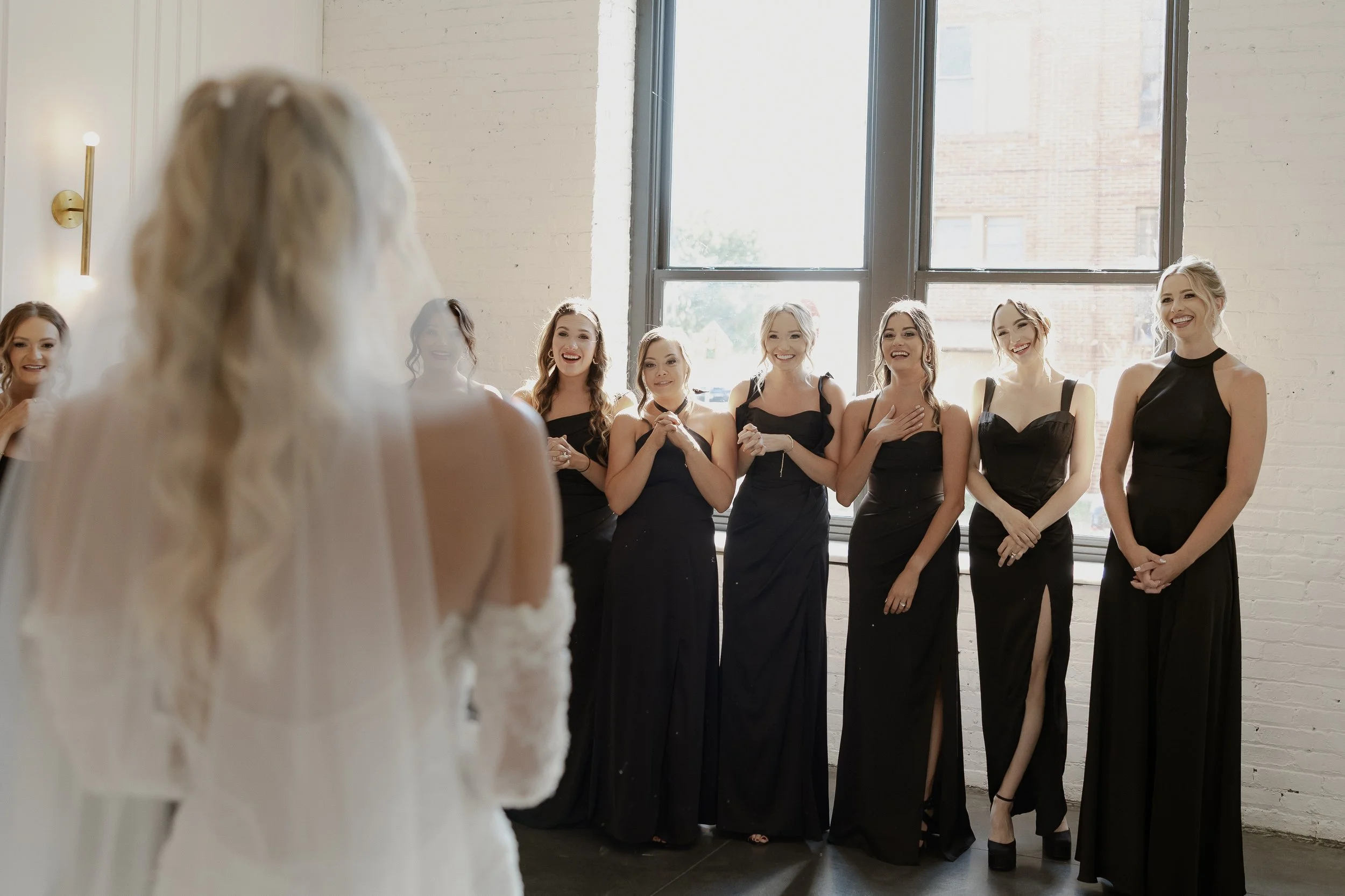 E & B getting ready moments-4673.jpg