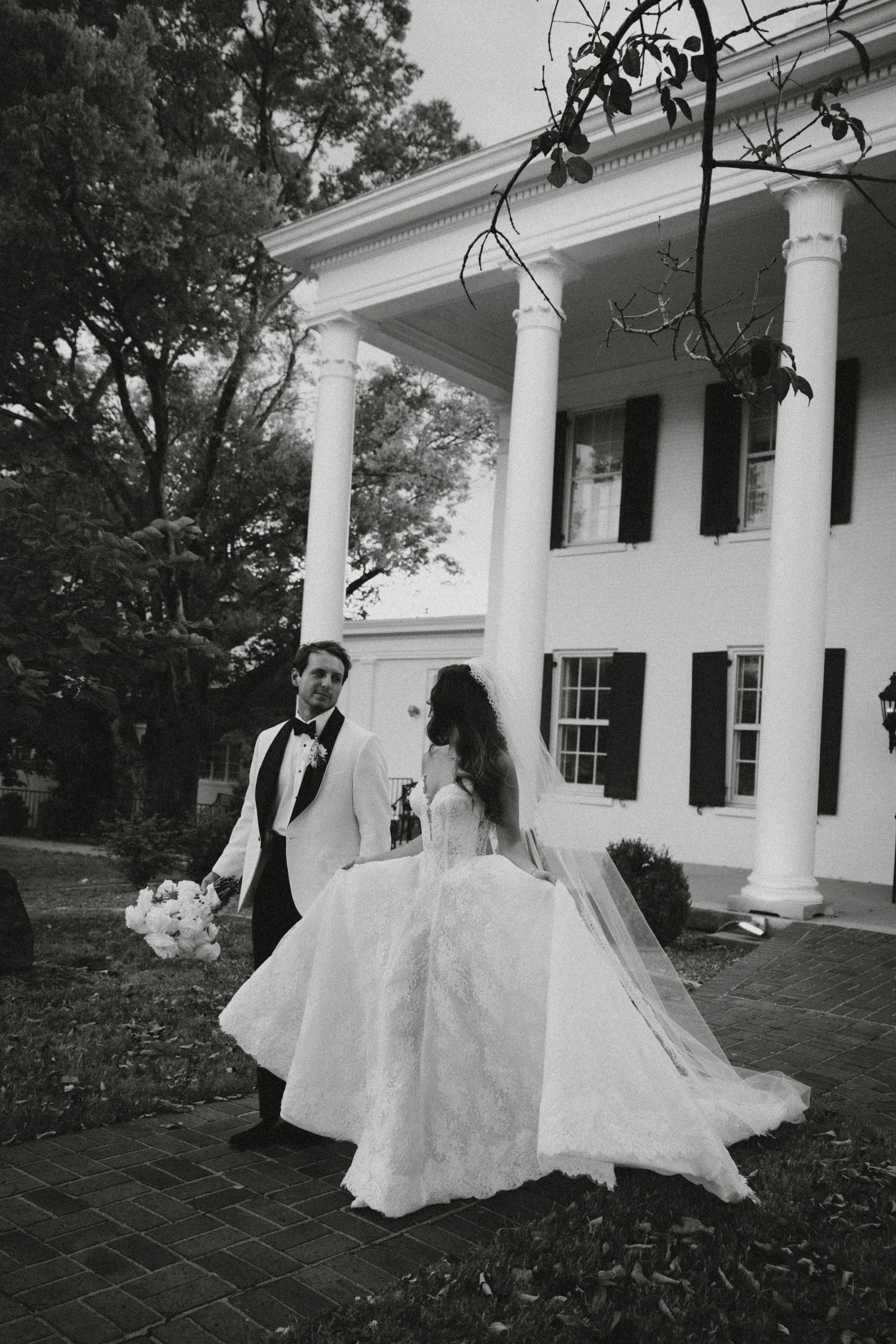 E & R Bride & Groom-3015-2.jpg