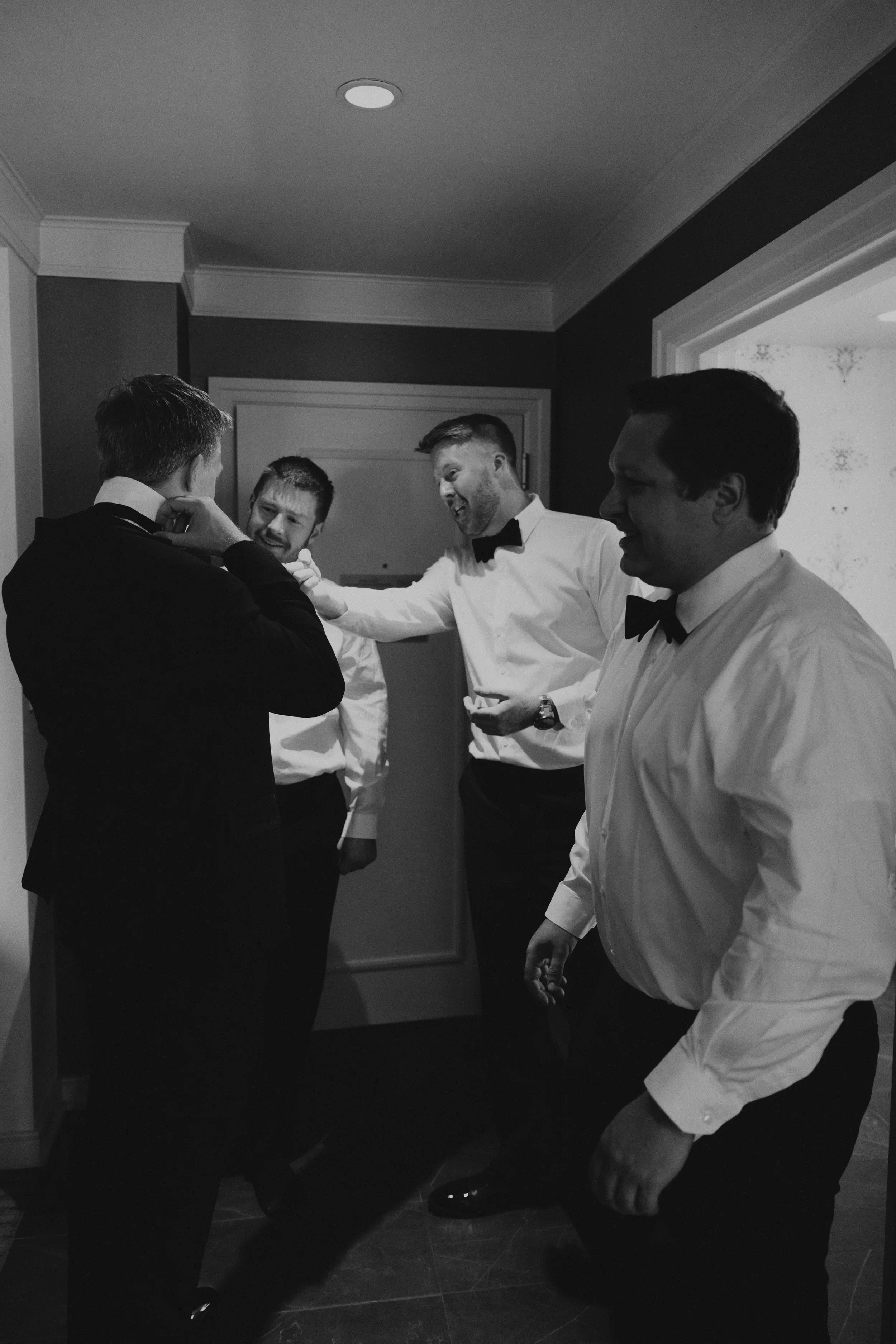 J & T getting ready moment-0481.jpg