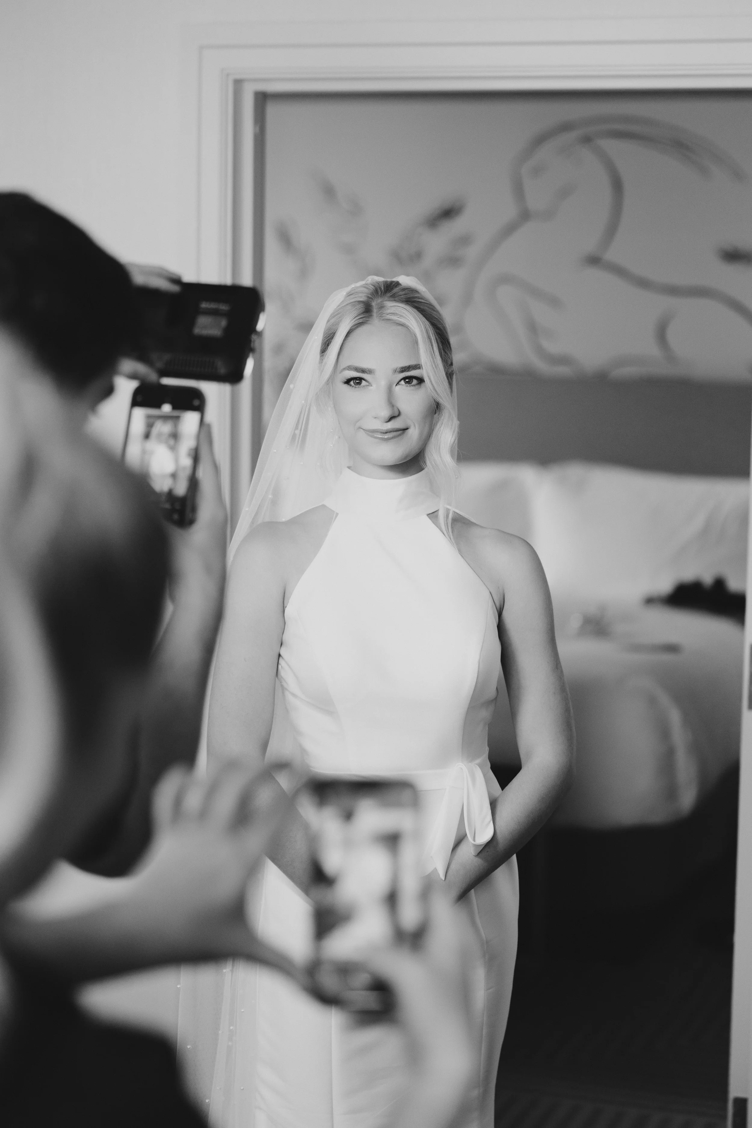 J & T getting ready moment-8884.jpg