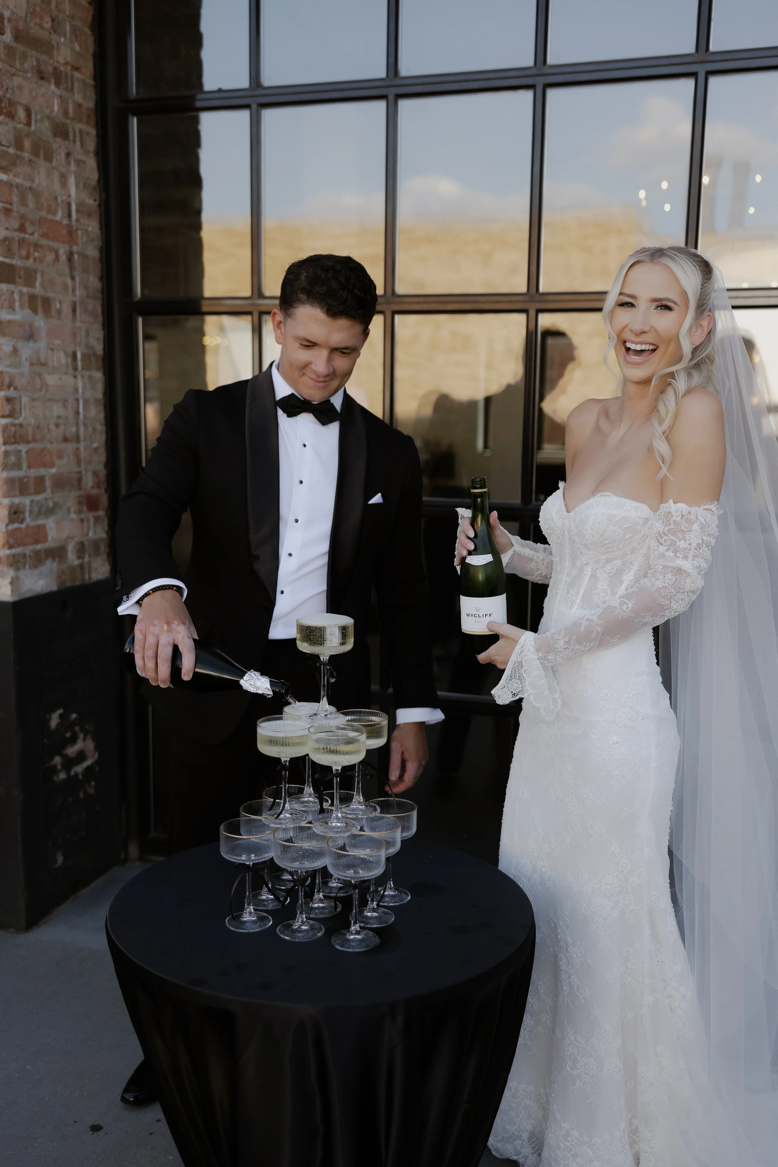 E & B bride & groom-5376.jpg