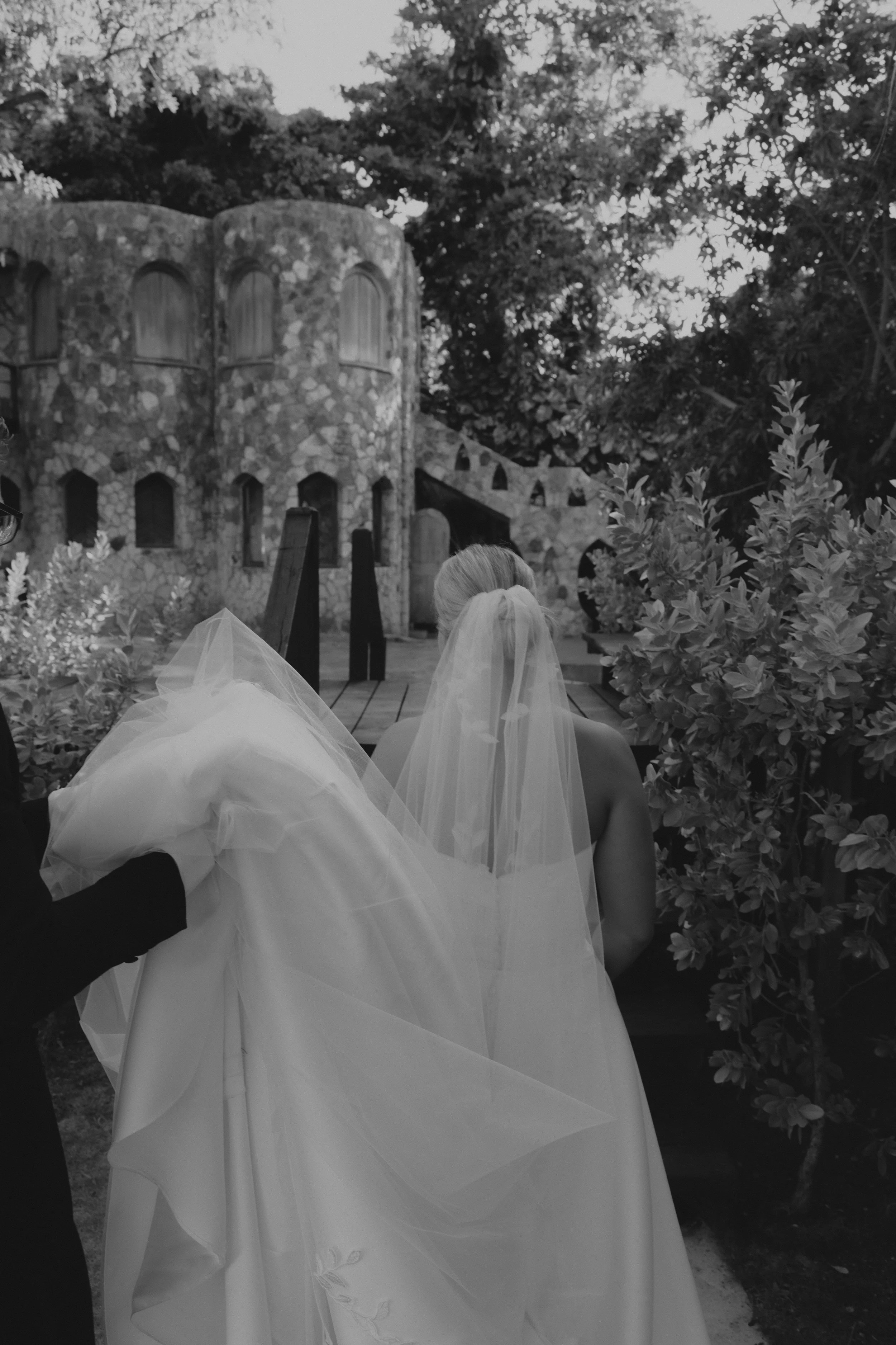 Sydney & Zach Wedding Week-2143.jpg