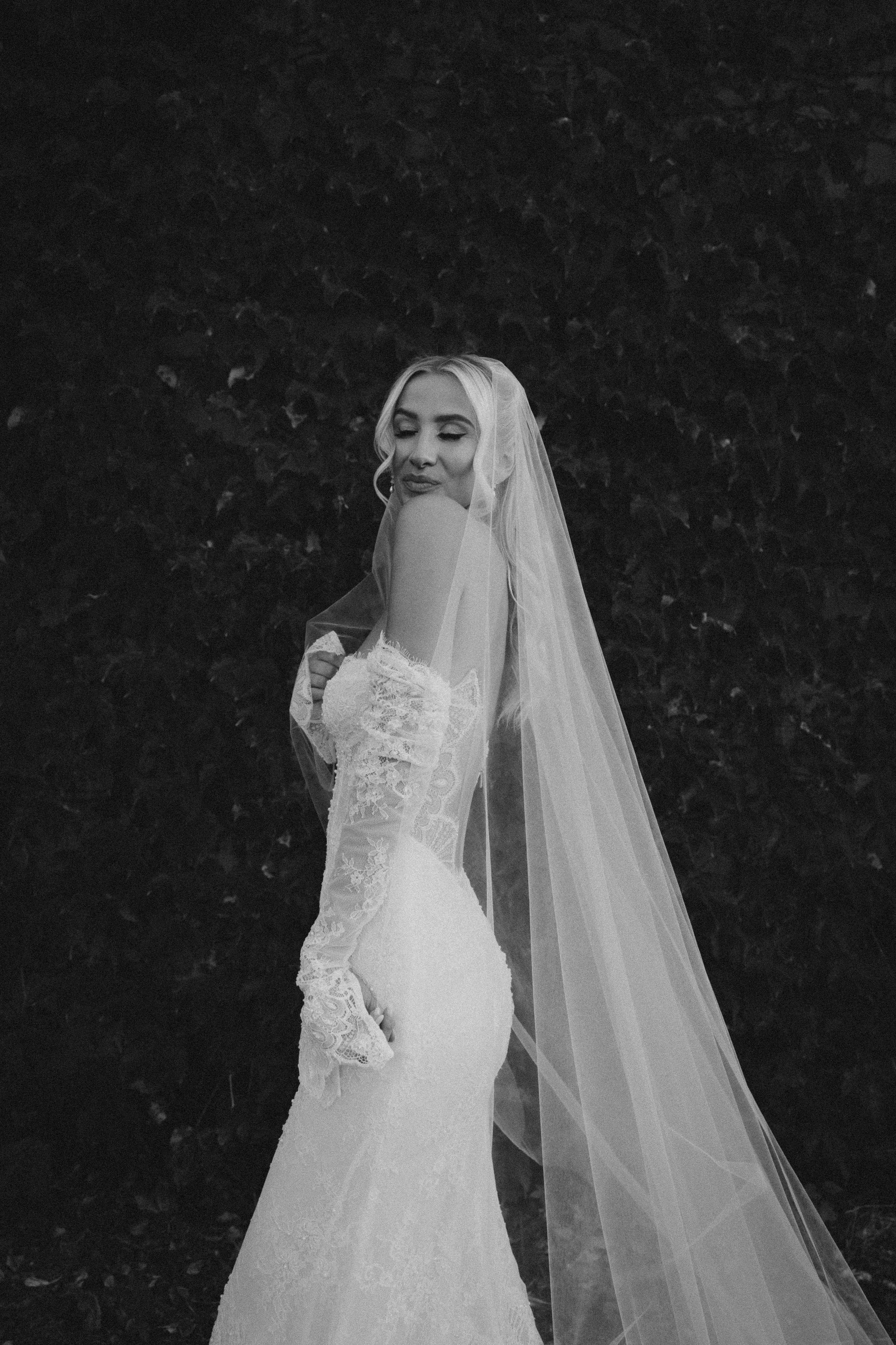 E & B bride & groom-6281-2.jpg