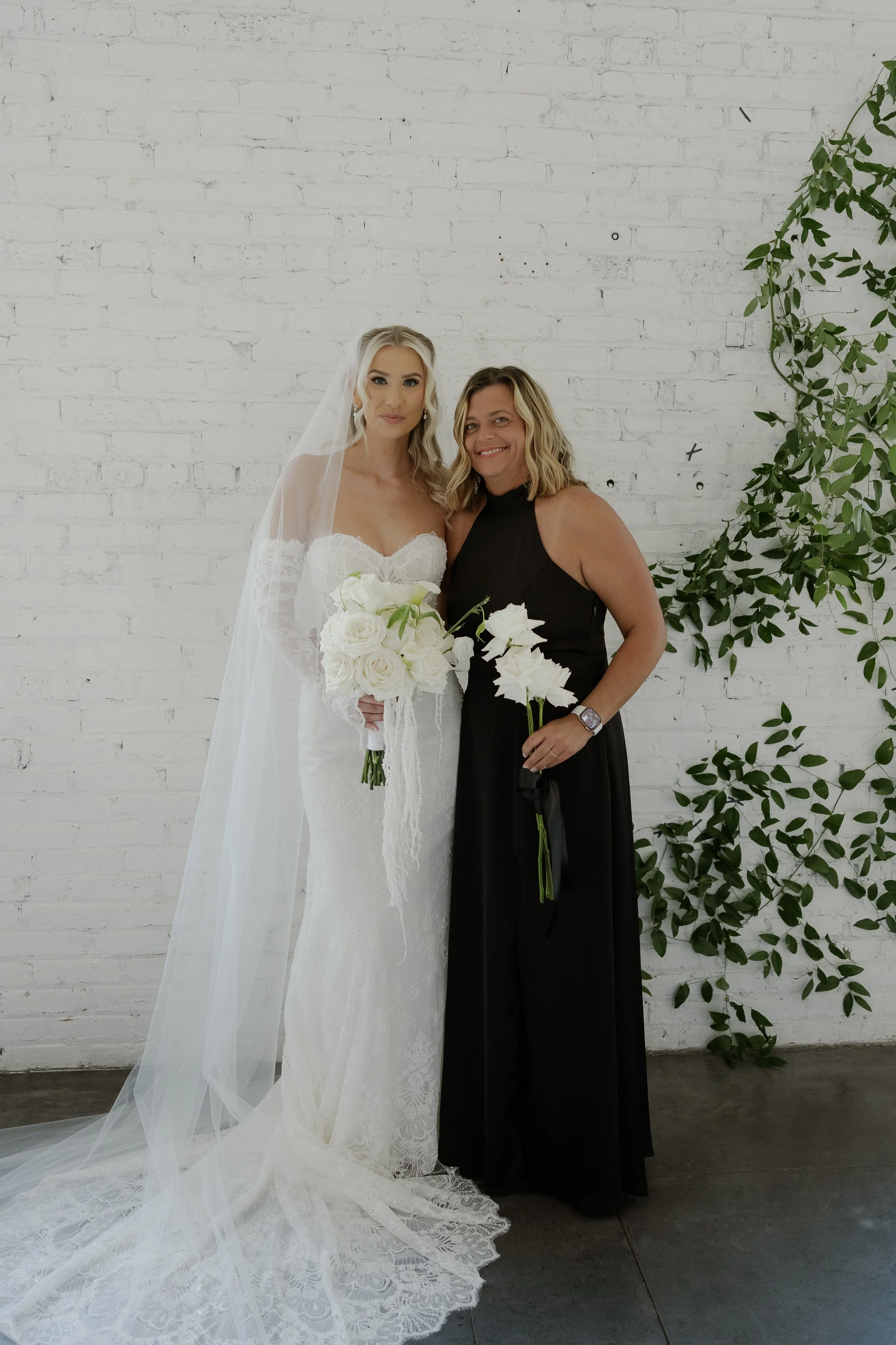 E & B family & friends-4886.jpg