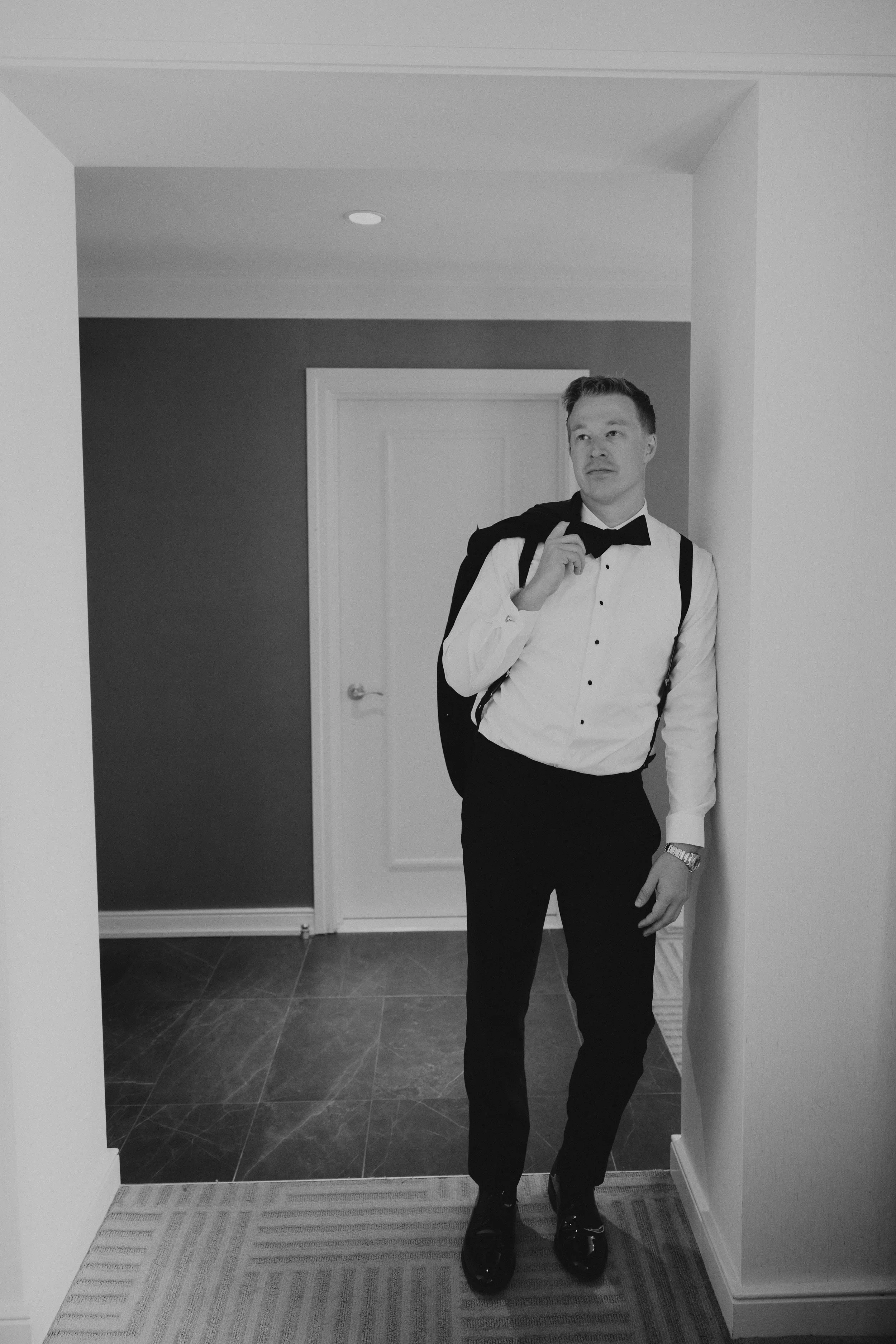 J & T getting ready moment-0718-2.jpg